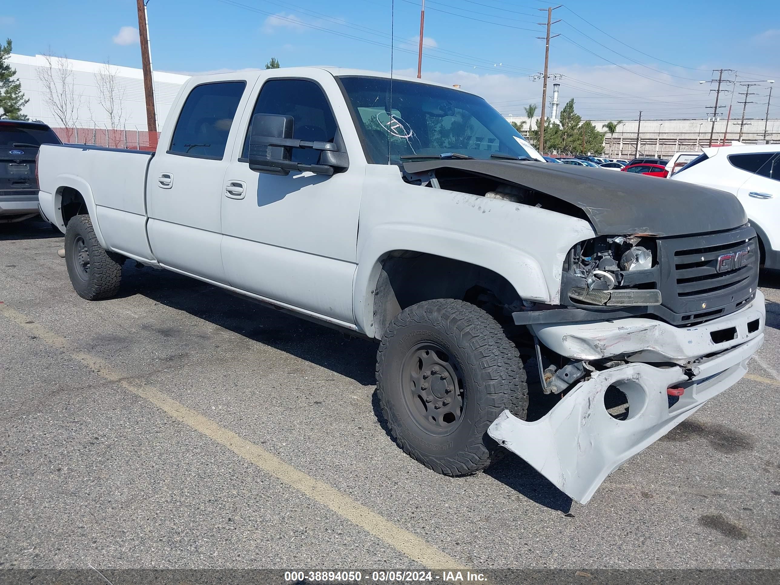 Photo 1 VIN: 1GTHK23285F888474 - GMC SIERRA 