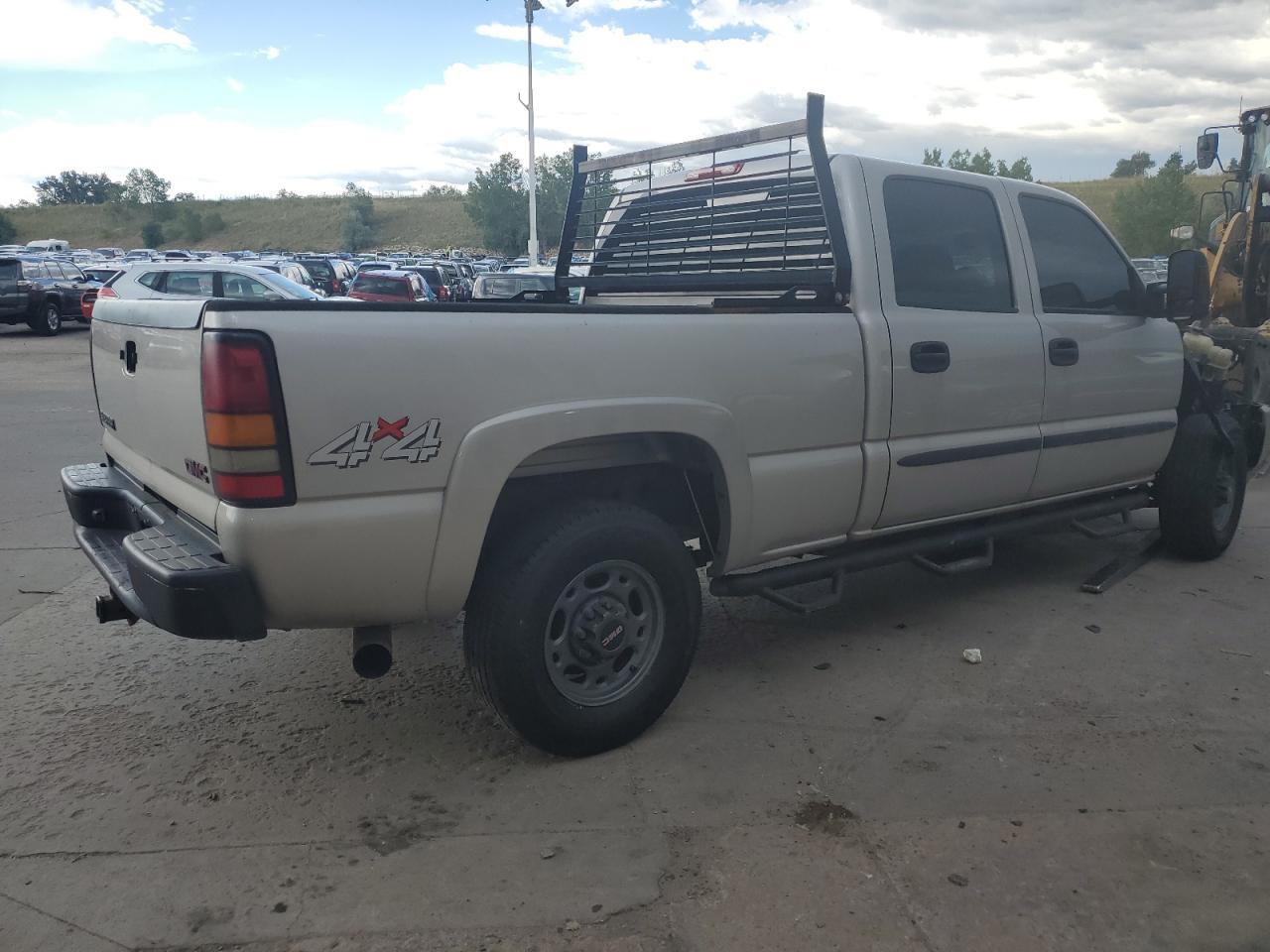 Photo 2 VIN: 1GTHK23285F964761 - GMC SIERRA 