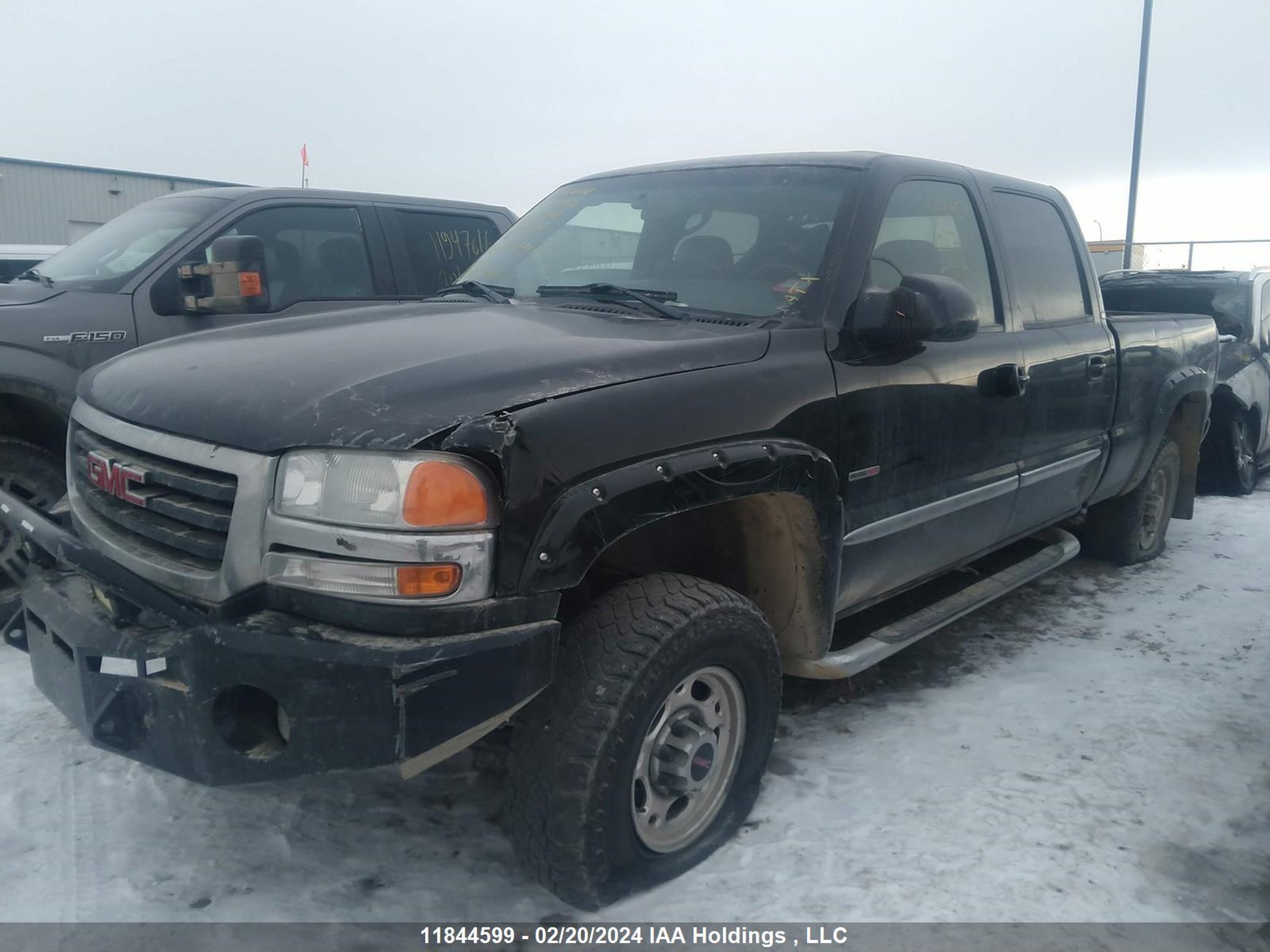 Photo 1 VIN: 1GTHK23294F187649 - GMC SIERRA 