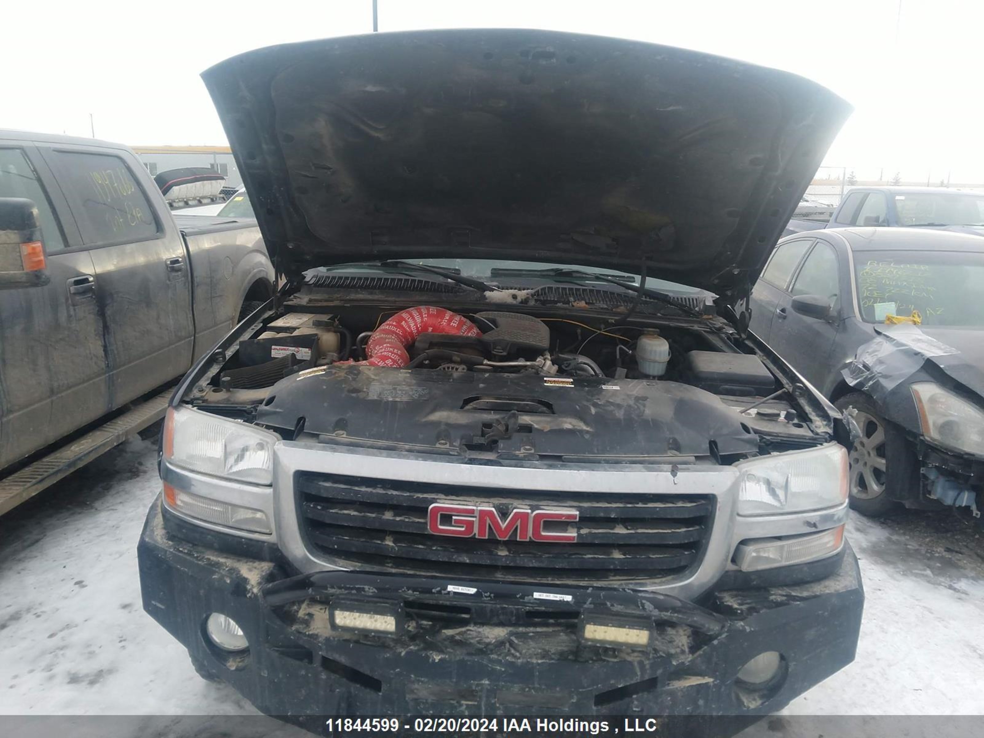 Photo 9 VIN: 1GTHK23294F187649 - GMC SIERRA 