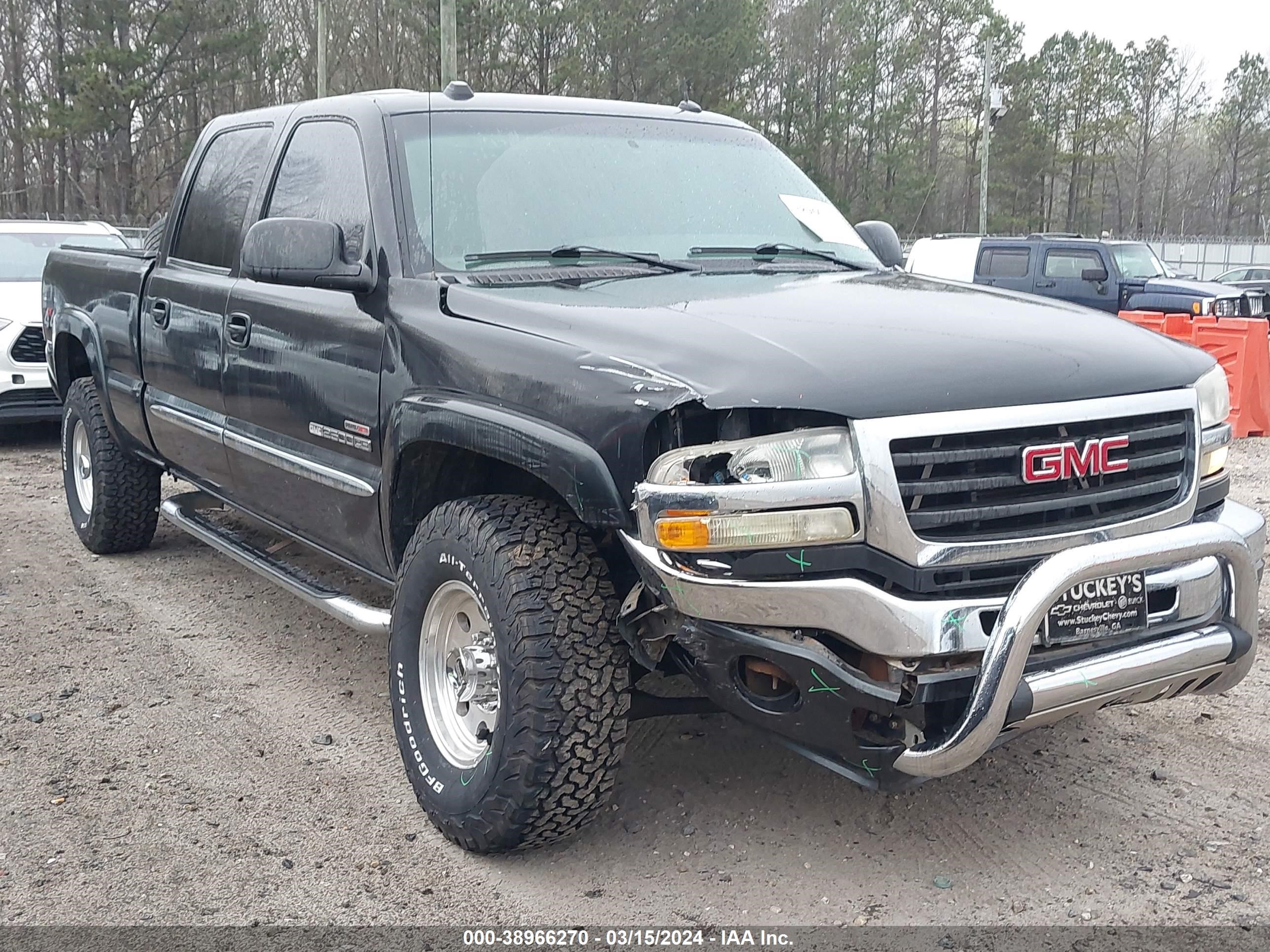 Photo 5 VIN: 1GTHK23295F924303 - GMC SIERRA 