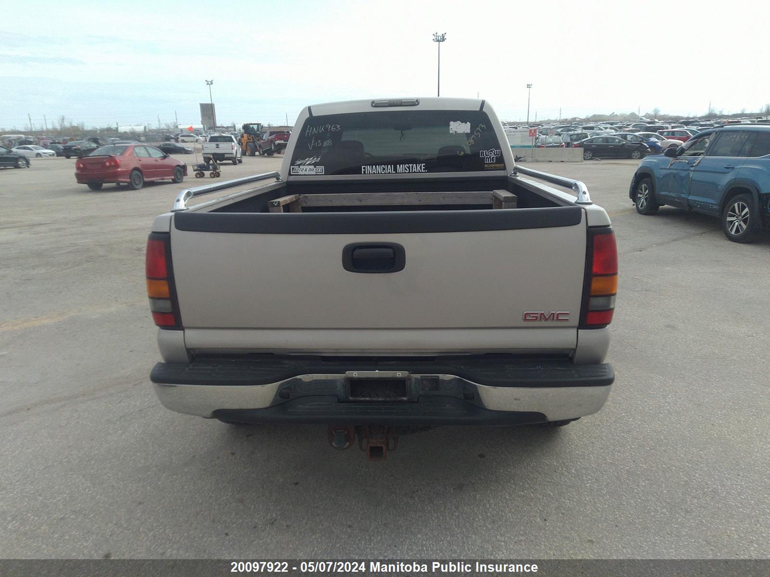 Photo 7 VIN: 1GTHK23295F935608 - GMC NULL 