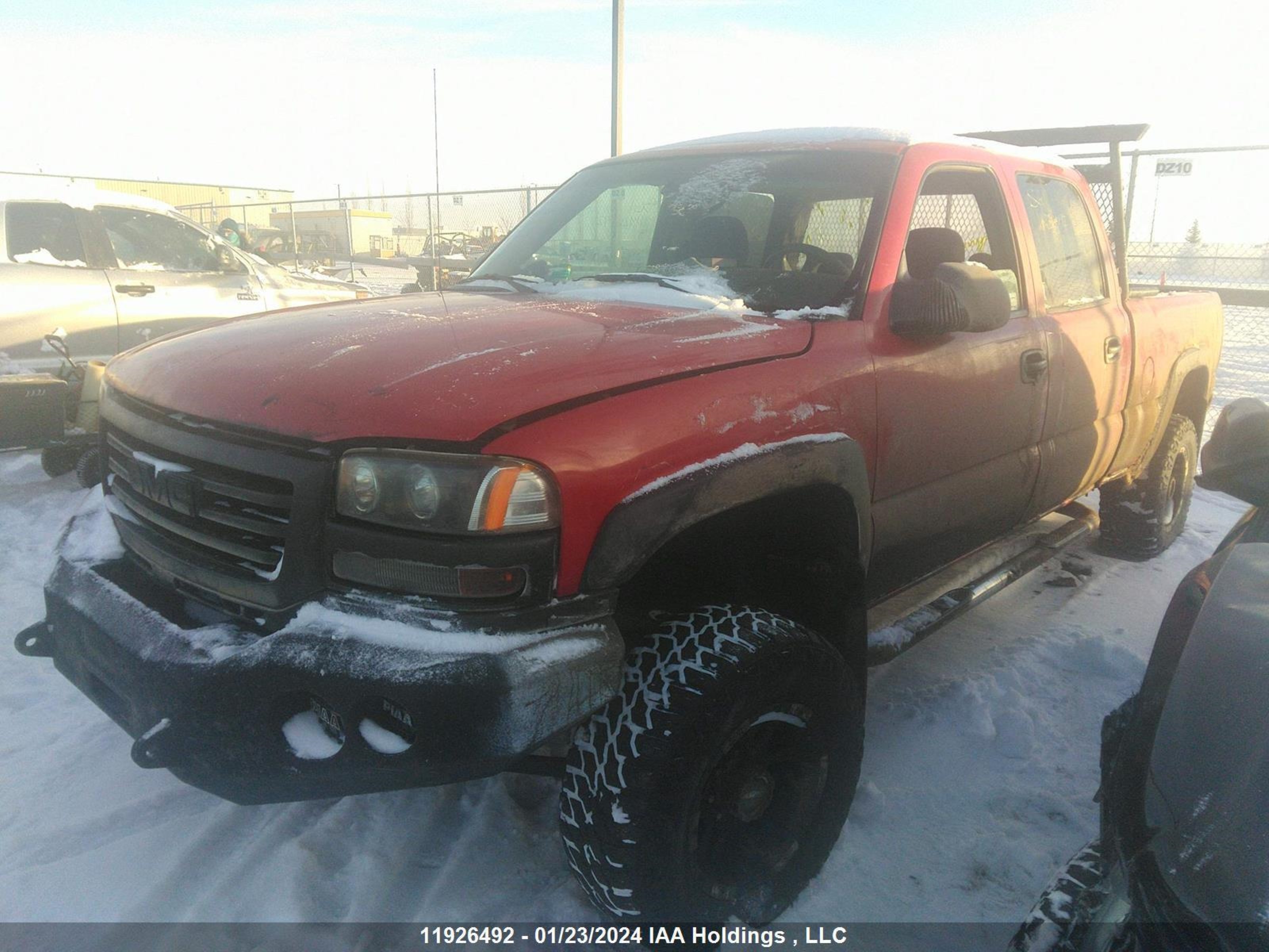 Photo 1 VIN: 1GTHK232X5F805014 - GMC SIERRA 