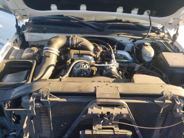 Photo 10 VIN: 1GTHK232X5F948058 - GMC SIERRA 