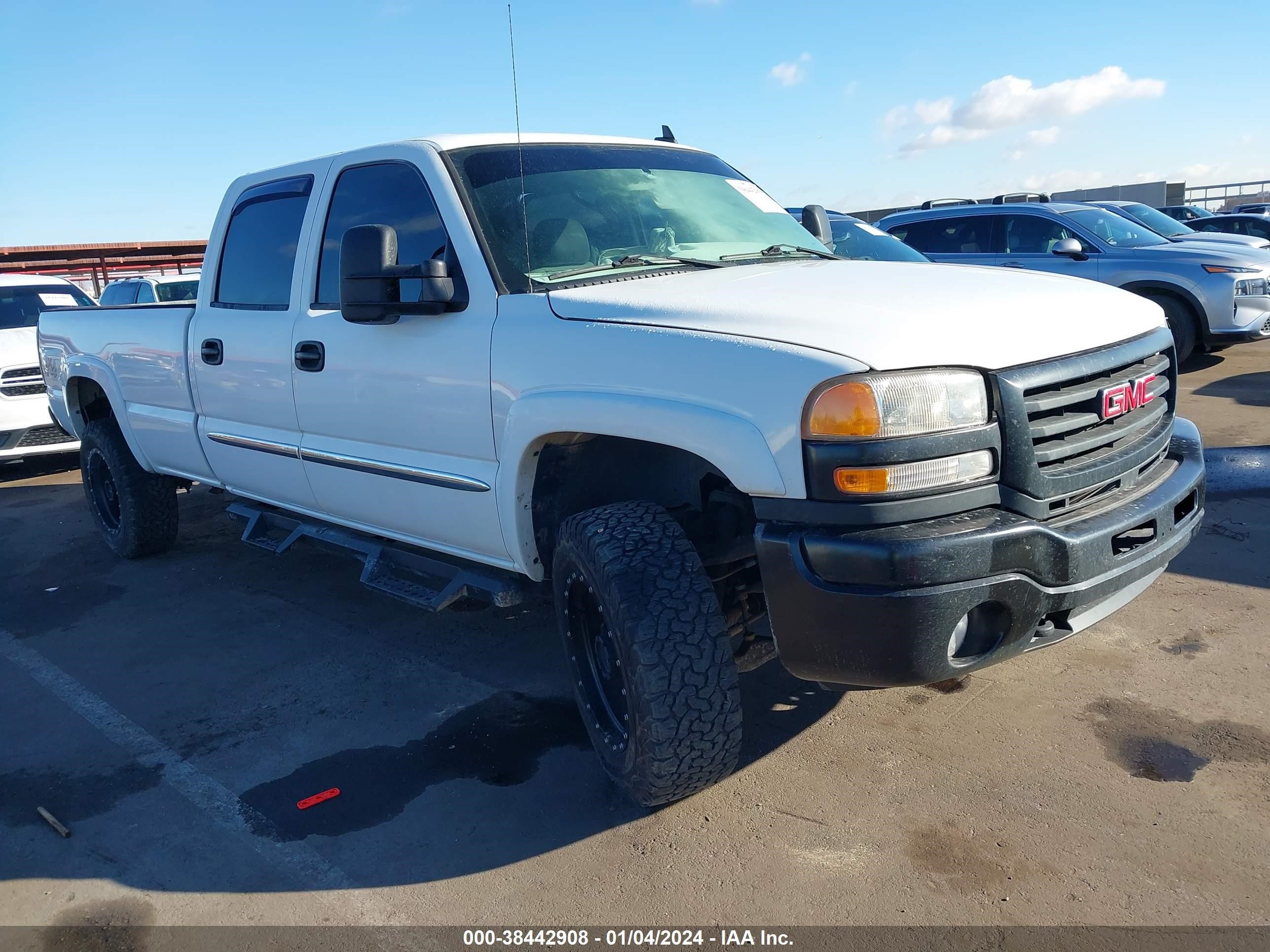 Photo 0 VIN: 1GTHK232X6F109464 - GMC SIERRA 