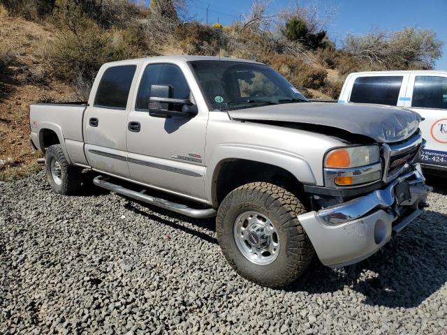 Photo 3 VIN: 1GTHK232X6F122960 - GMC SIERRA K25 