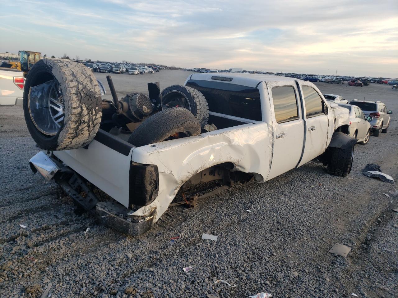 Photo 2 VIN: 1GTHK23607F542702 - GMC SIERRA 