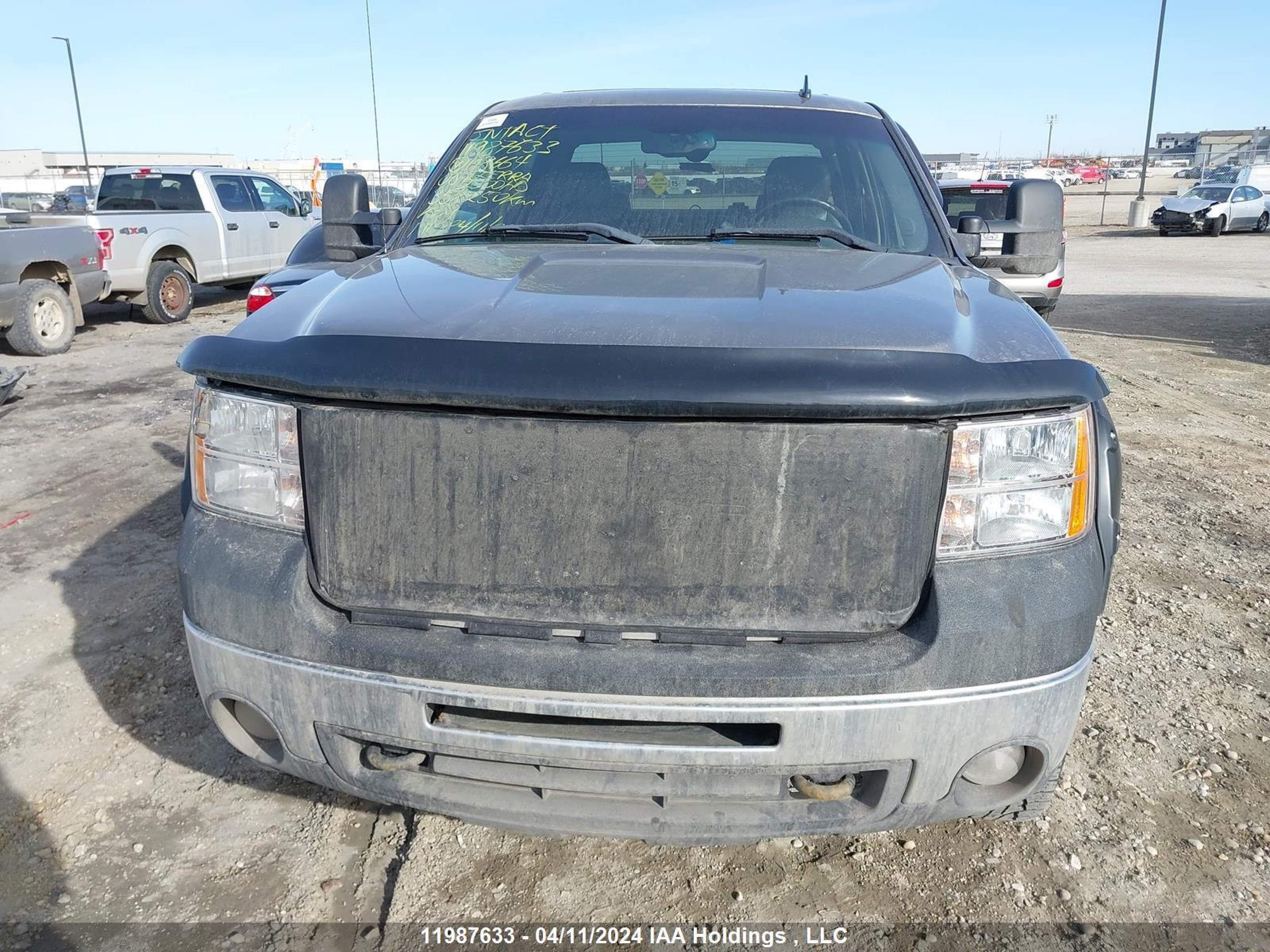 Photo 11 VIN: 1GTHK23608F118664 - GMC SIERRA 