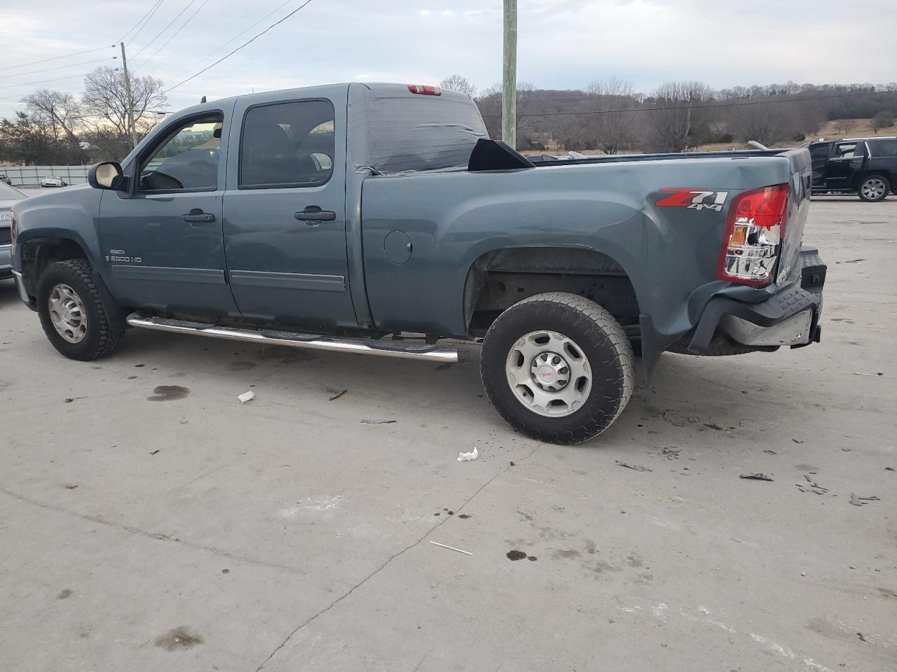 Photo 1 VIN: 1GTHK23608F184728 - GMC SIERRA 