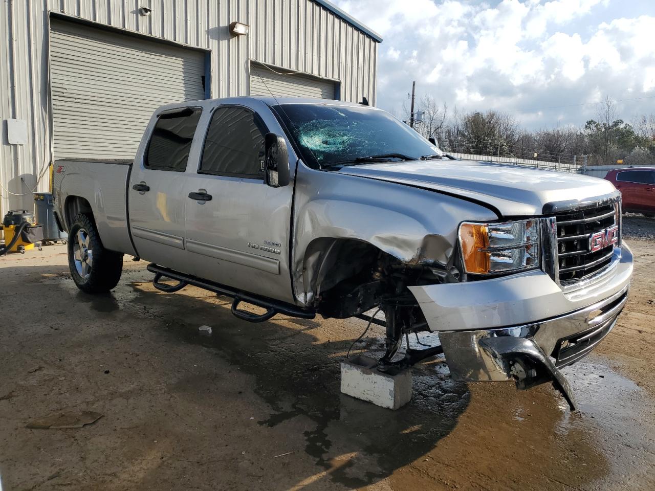 Photo 3 VIN: 1GTHK23638F106511 - GMC SIERRA 