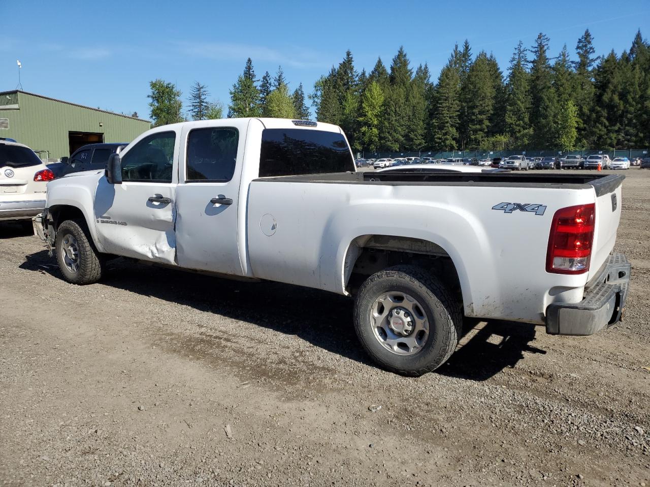 Photo 1 VIN: 1GTHK23638F167177 - GMC SIERRA 