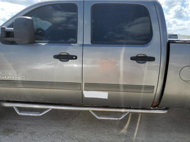 Photo 11 VIN: 1GTHK23658F122919 - GMC SIERRA K25 