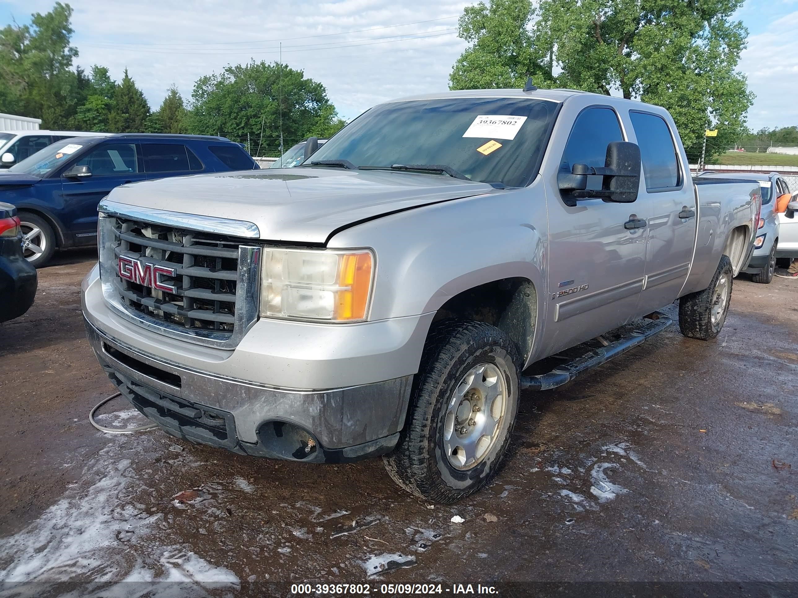 Photo 1 VIN: 1GTHK23658F227752 - GMC SIERRA 