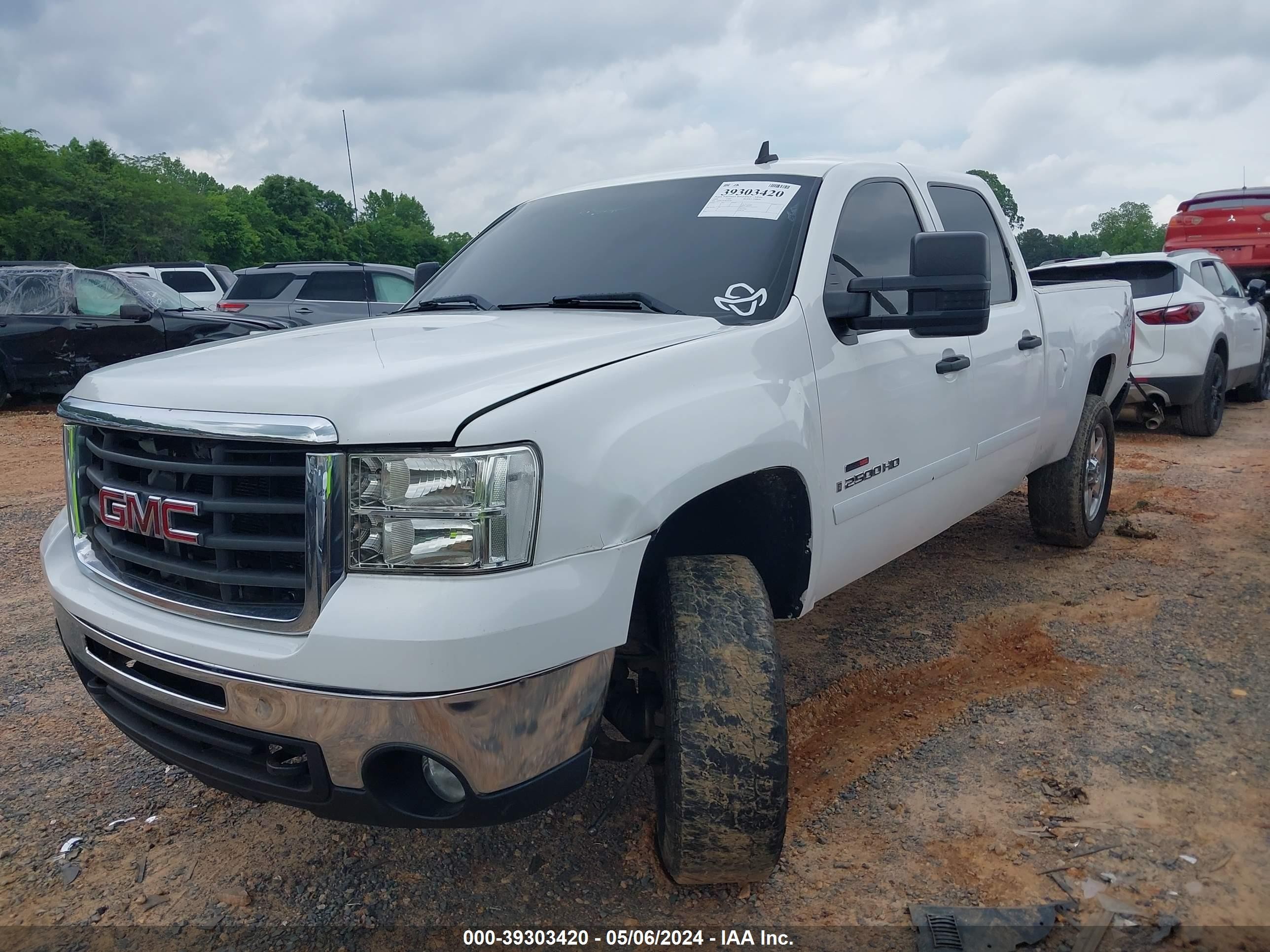 Photo 1 VIN: 1GTHK23678F109783 - GMC SIERRA 