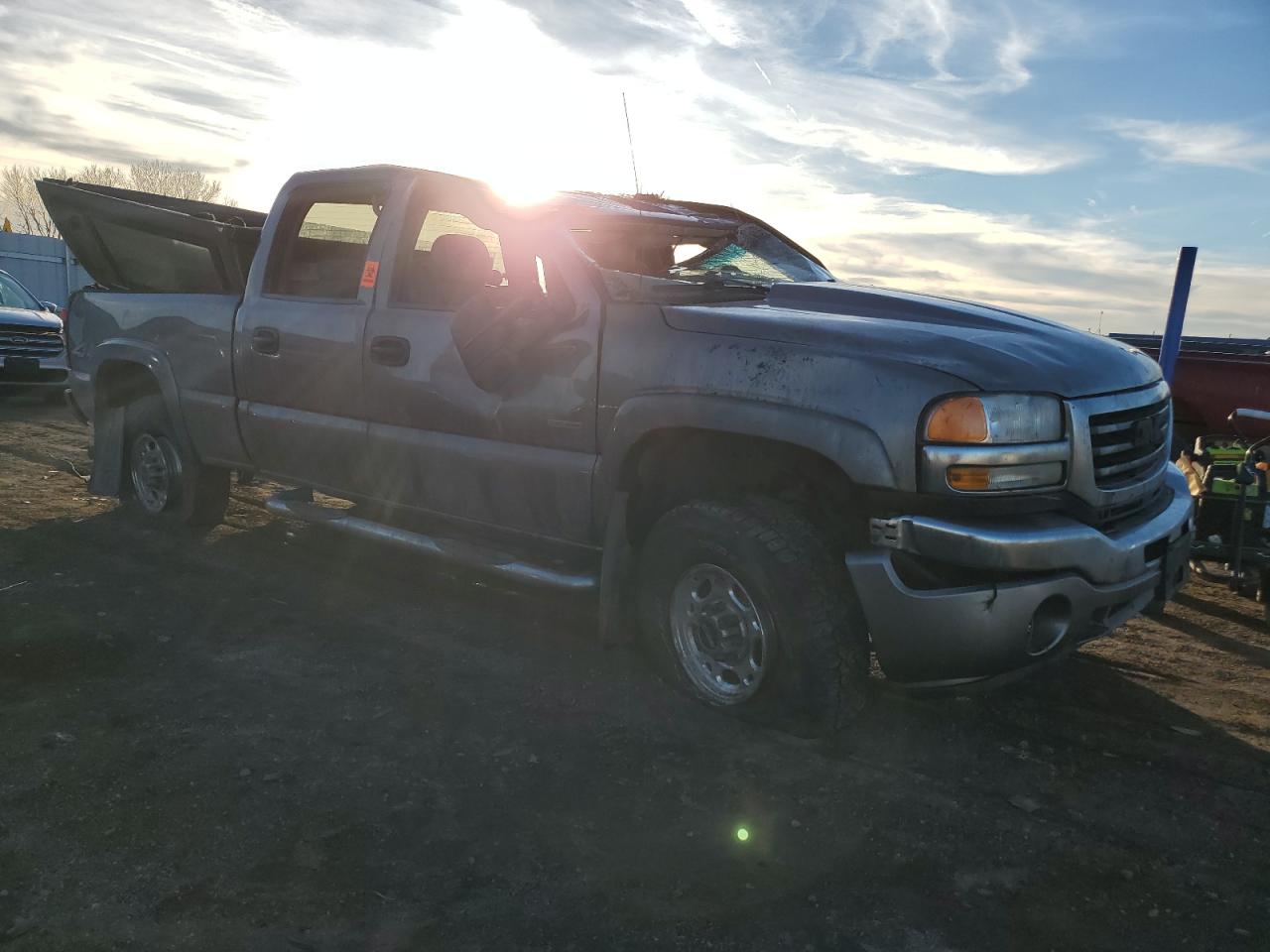 Photo 3 VIN: 1GTHK23D16F158411 - GMC SIERRA 