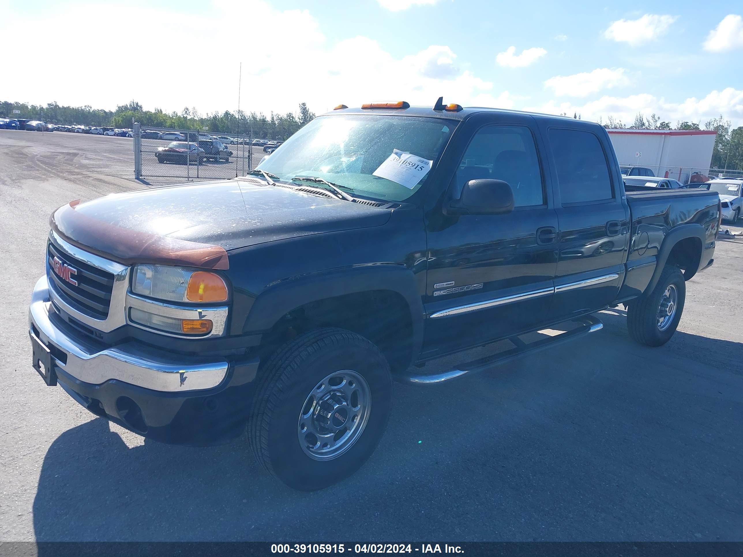 Photo 1 VIN: 1GTHK23D27F110658 - GMC SIERRA 