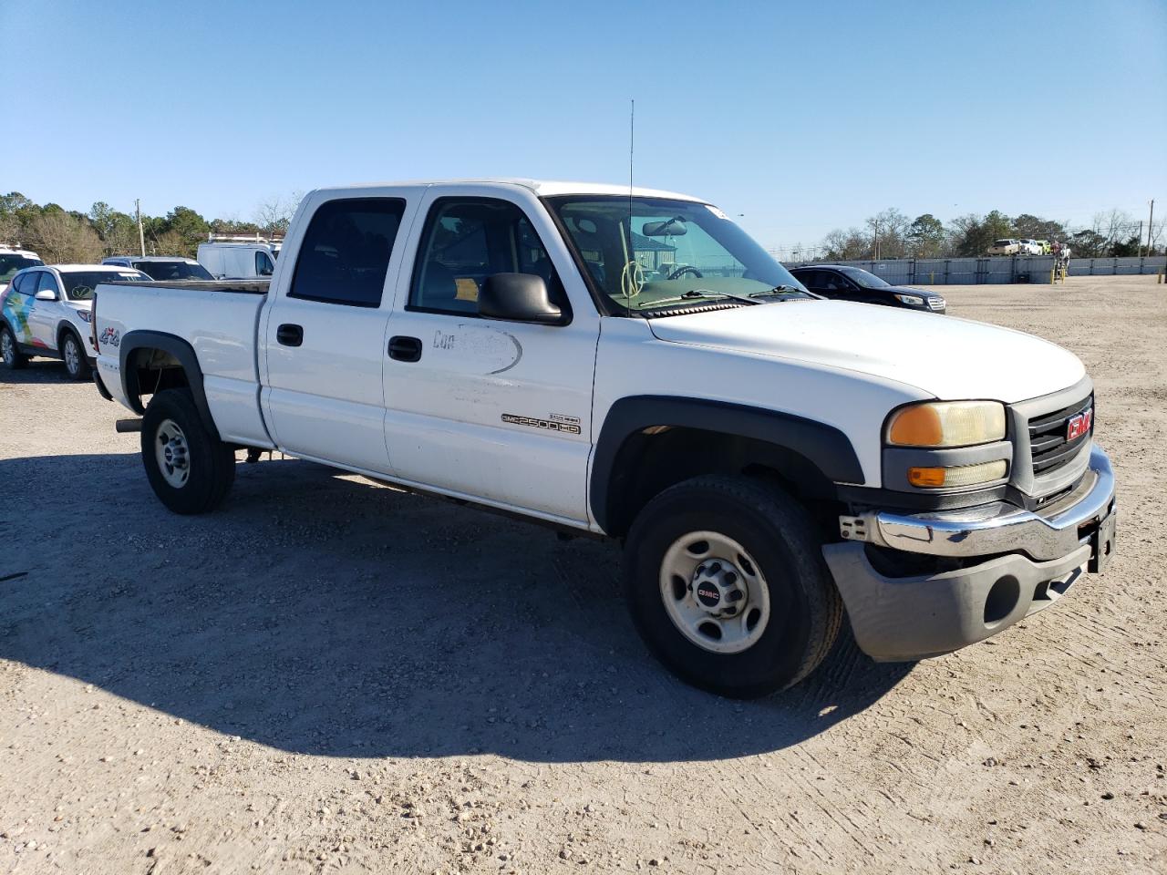 Photo 3 VIN: 1GTHK23D36F153775 - GMC SIERRA 