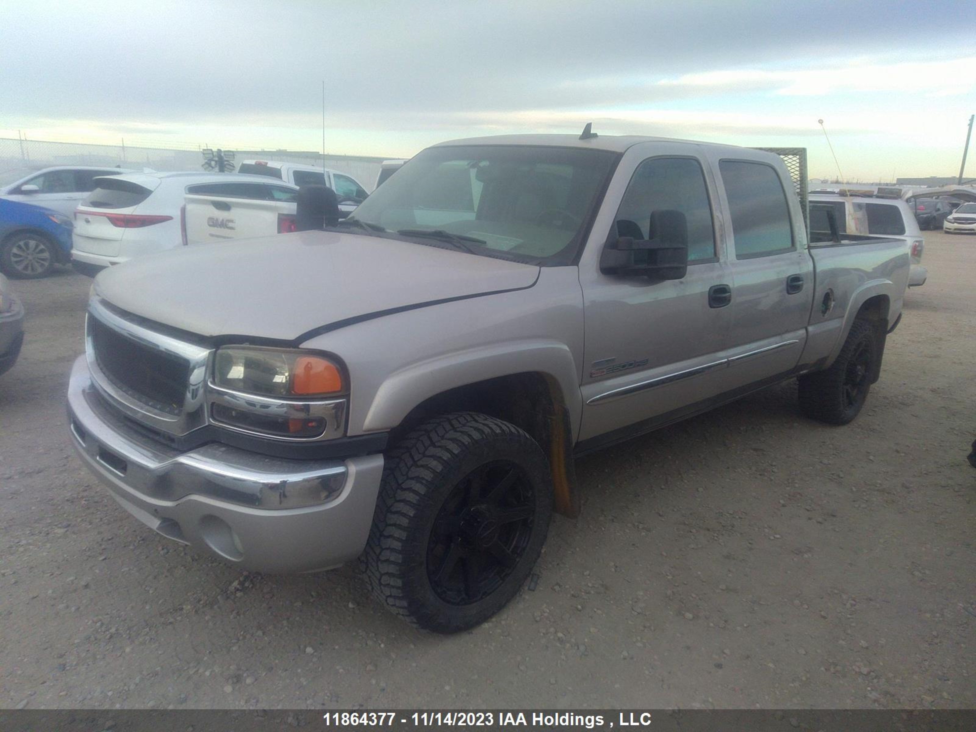 Photo 1 VIN: 1GTHK23D47F125579 - GMC SIERRA 