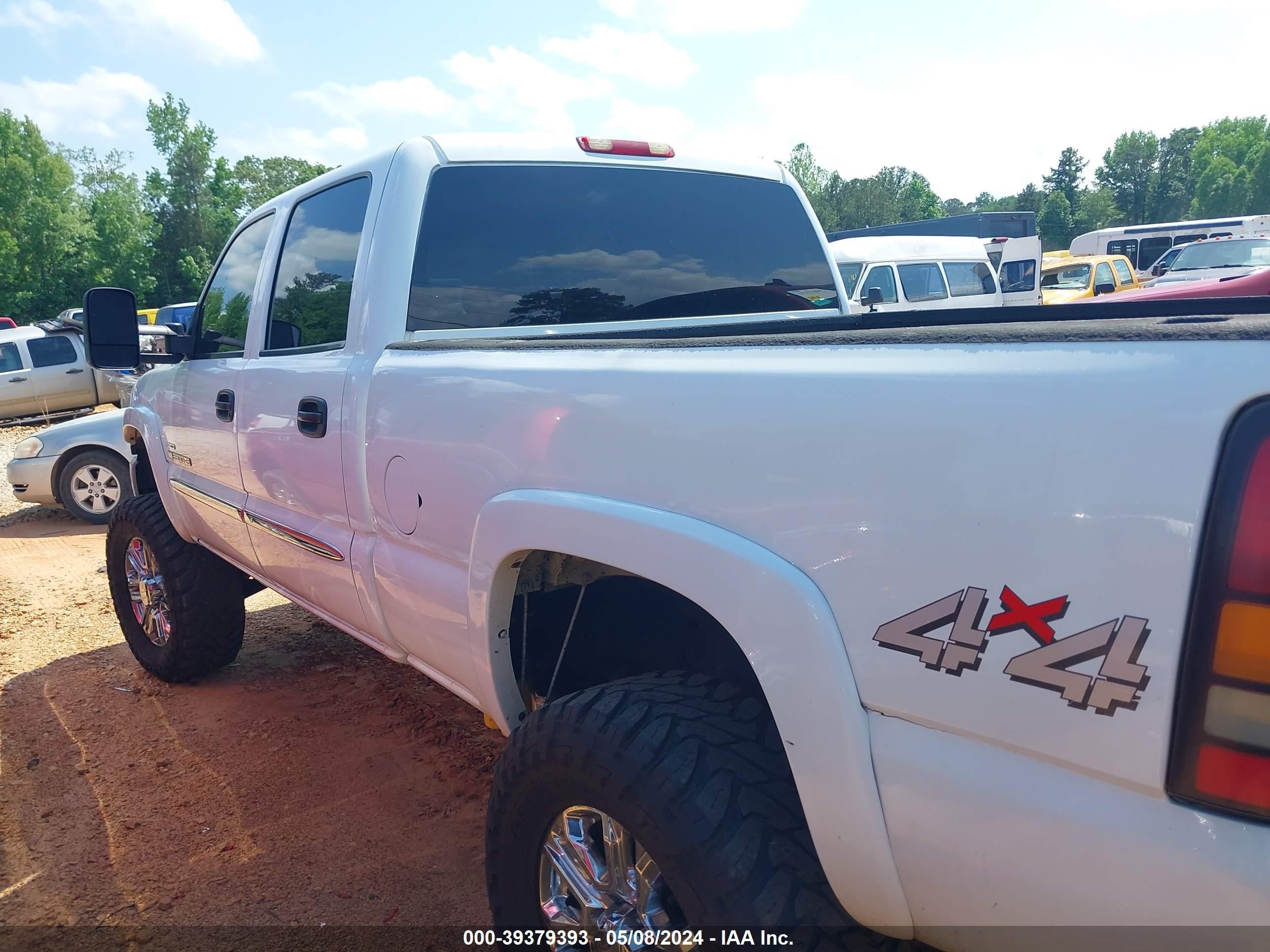 Photo 13 VIN: 1GTHK23D57F165086 - GMC SIERRA 