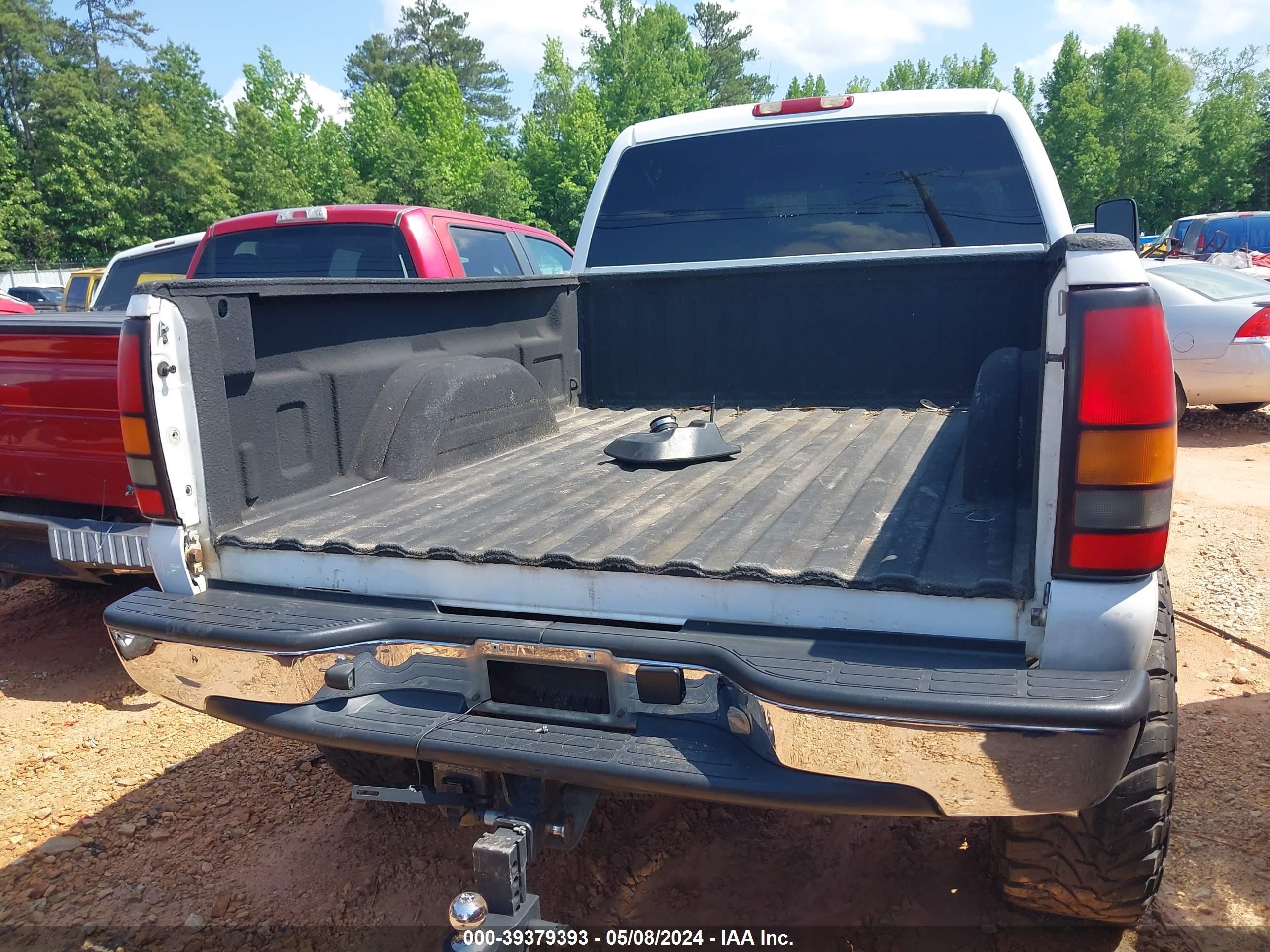 Photo 15 VIN: 1GTHK23D57F165086 - GMC SIERRA 