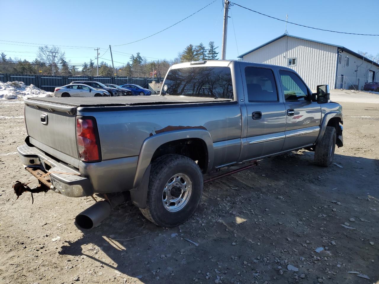 Photo 2 VIN: 1GTHK23D57F165797 - GMC SIERRA 