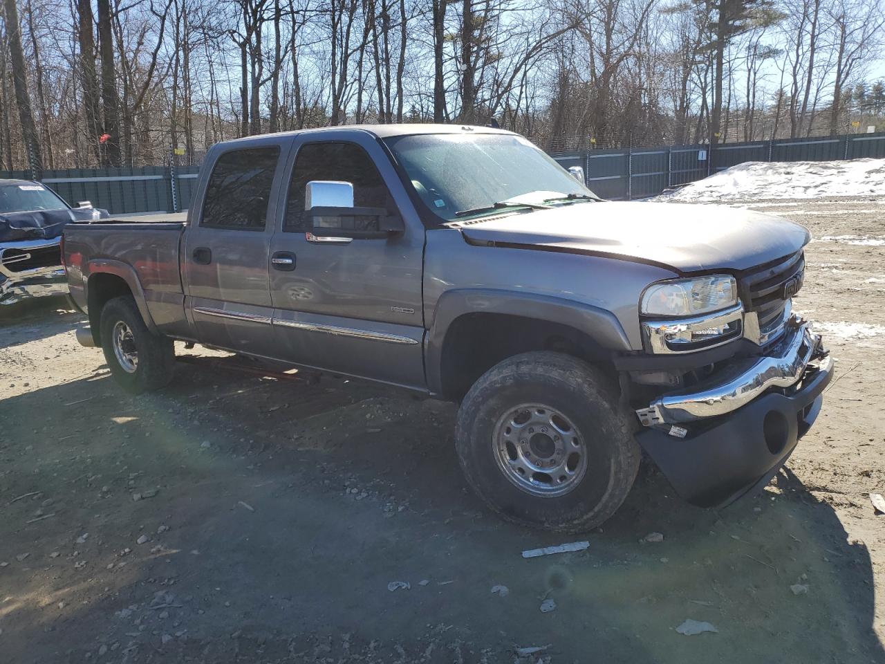 Photo 3 VIN: 1GTHK23D57F165797 - GMC SIERRA 