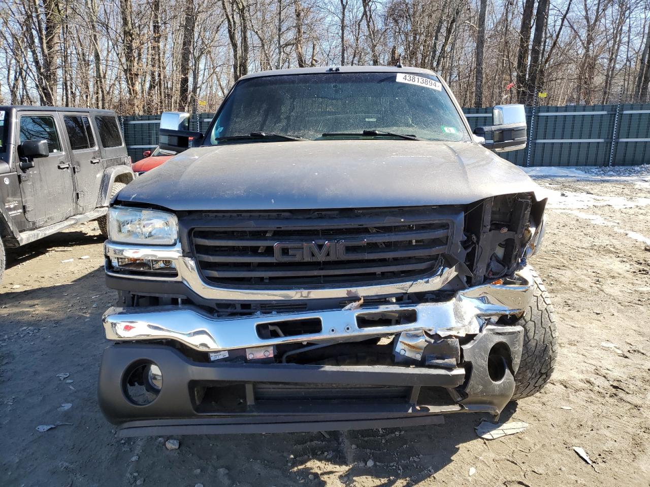 Photo 4 VIN: 1GTHK23D57F165797 - GMC SIERRA 