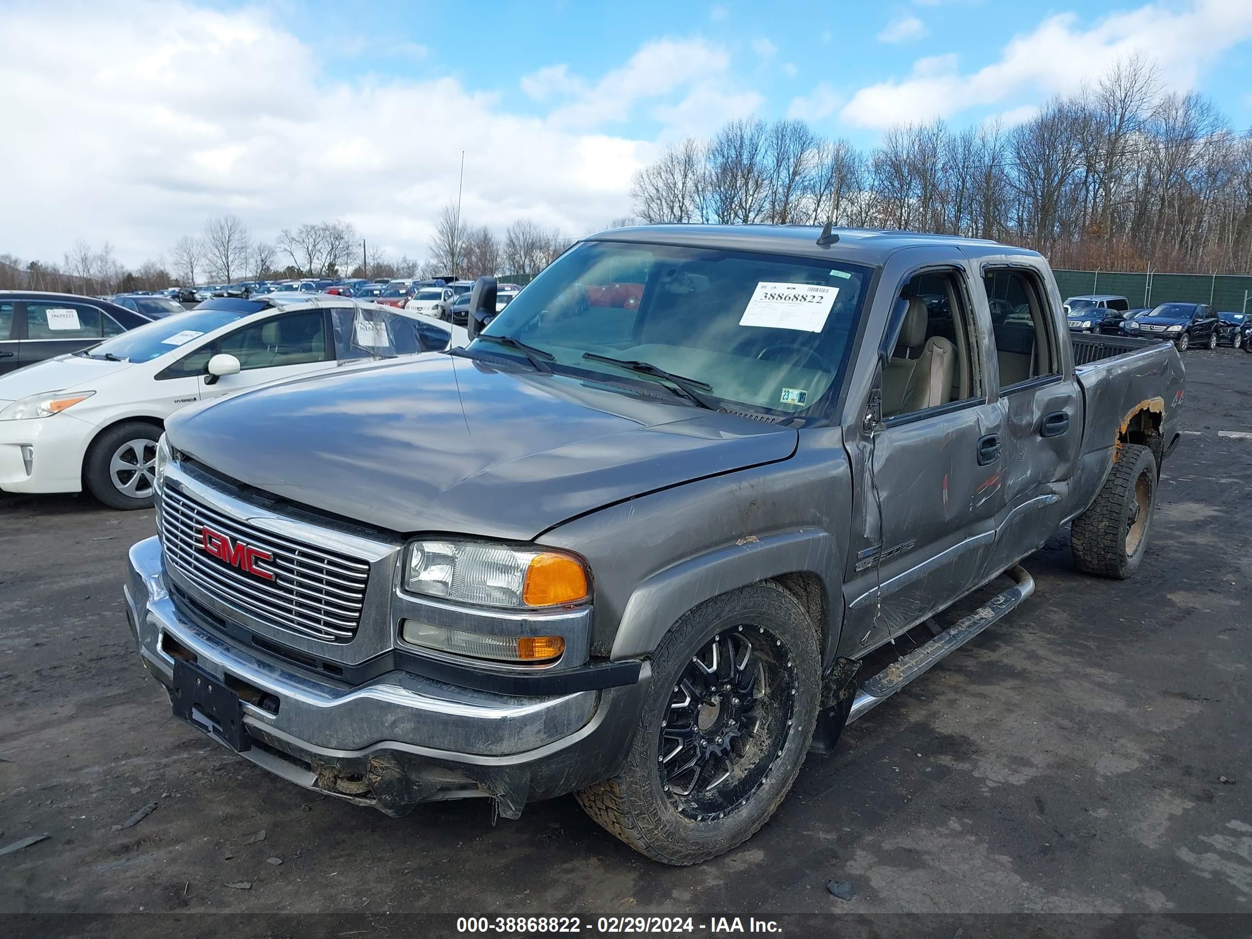 Photo 1 VIN: 1GTHK23D66F150496 - GMC SIERRA 