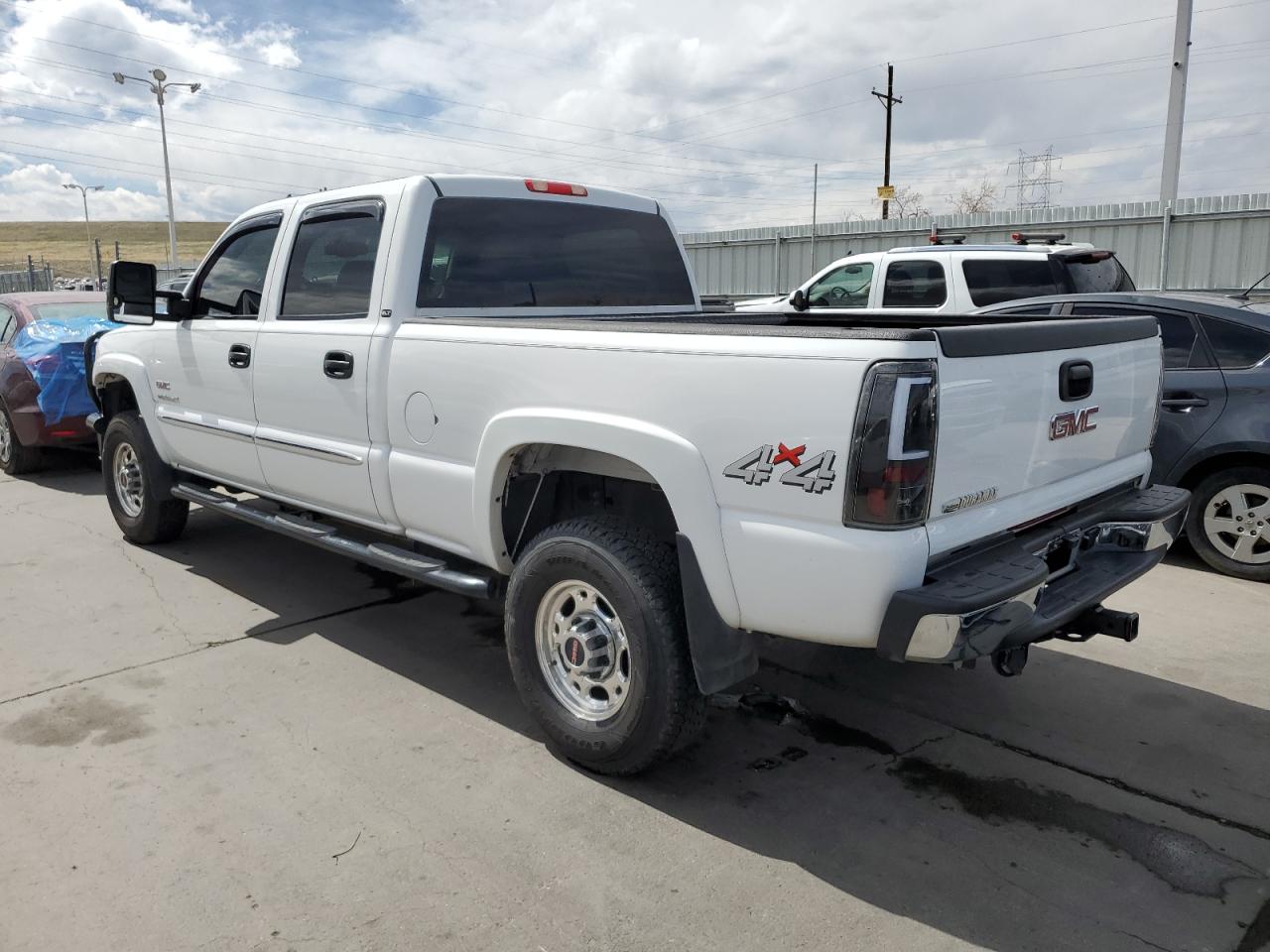 Photo 1 VIN: 1GTHK23D66F237279 - GMC SIERRA 