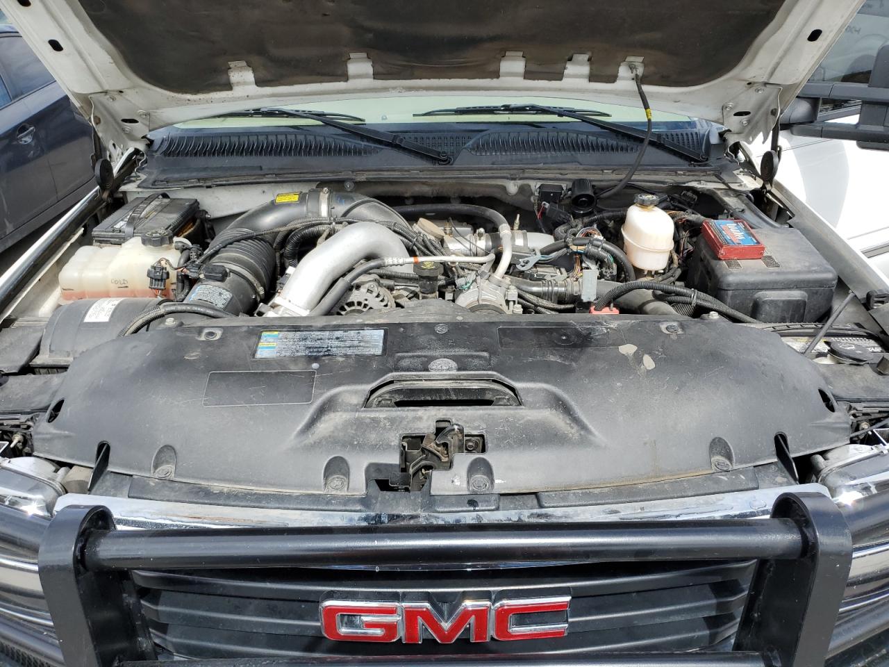 Photo 10 VIN: 1GTHK23D66F237279 - GMC SIERRA 