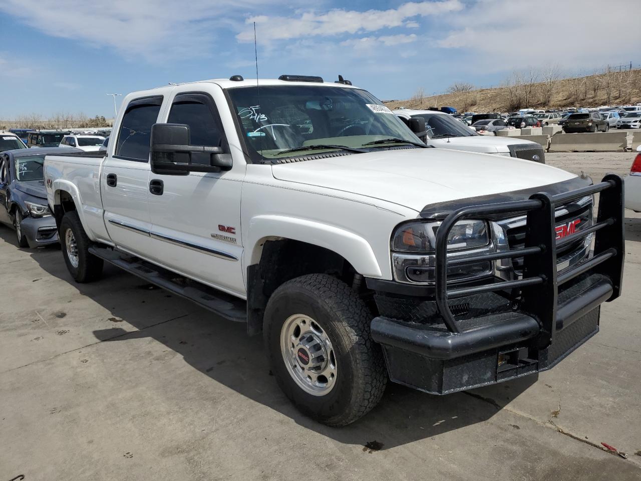 Photo 3 VIN: 1GTHK23D66F237279 - GMC SIERRA 