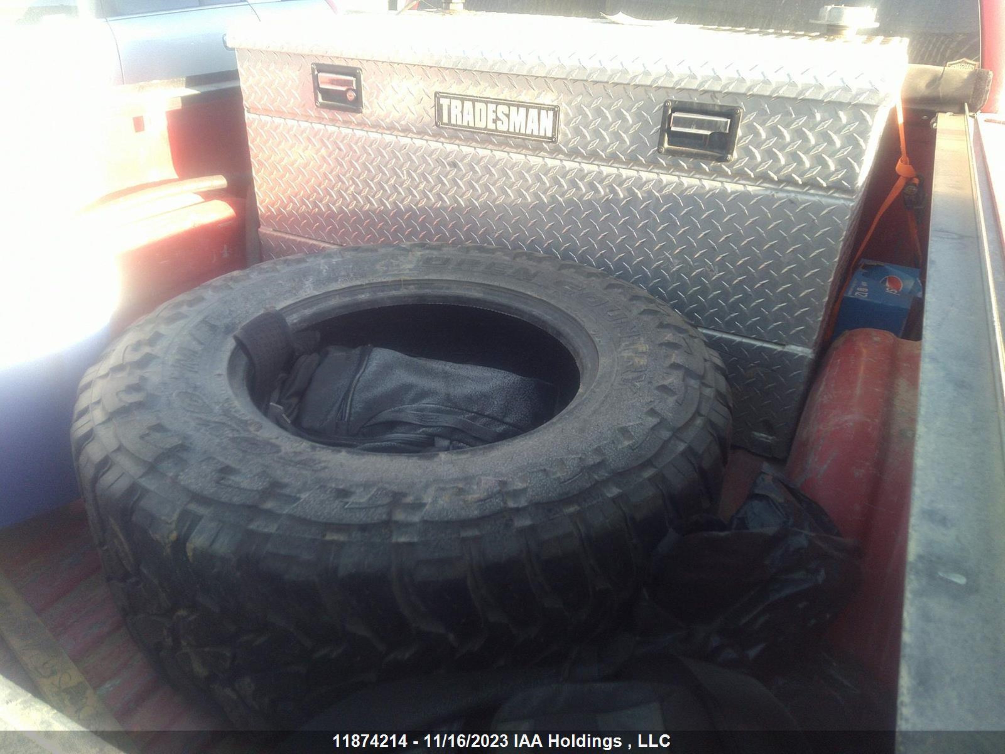 Photo 11 VIN: 1GTHK23D87F119364 - GMC SIERRA 