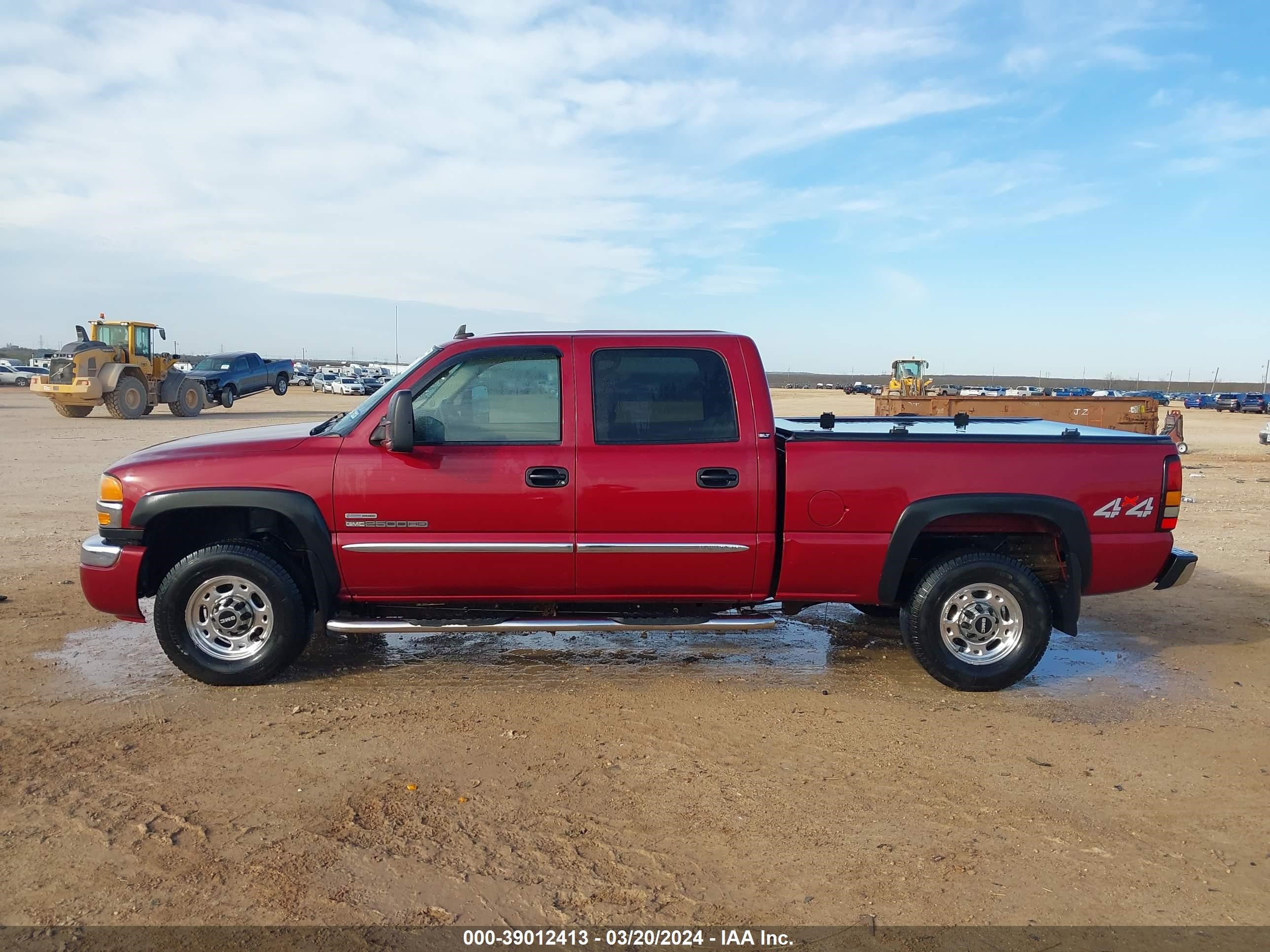 Photo 13 VIN: 1GTHK23D87F134530 - GMC SIERRA 