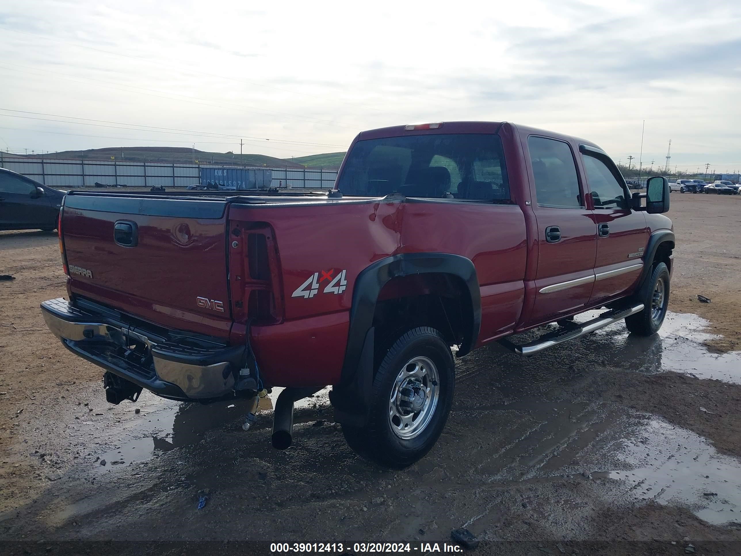 Photo 3 VIN: 1GTHK23D87F134530 - GMC SIERRA 