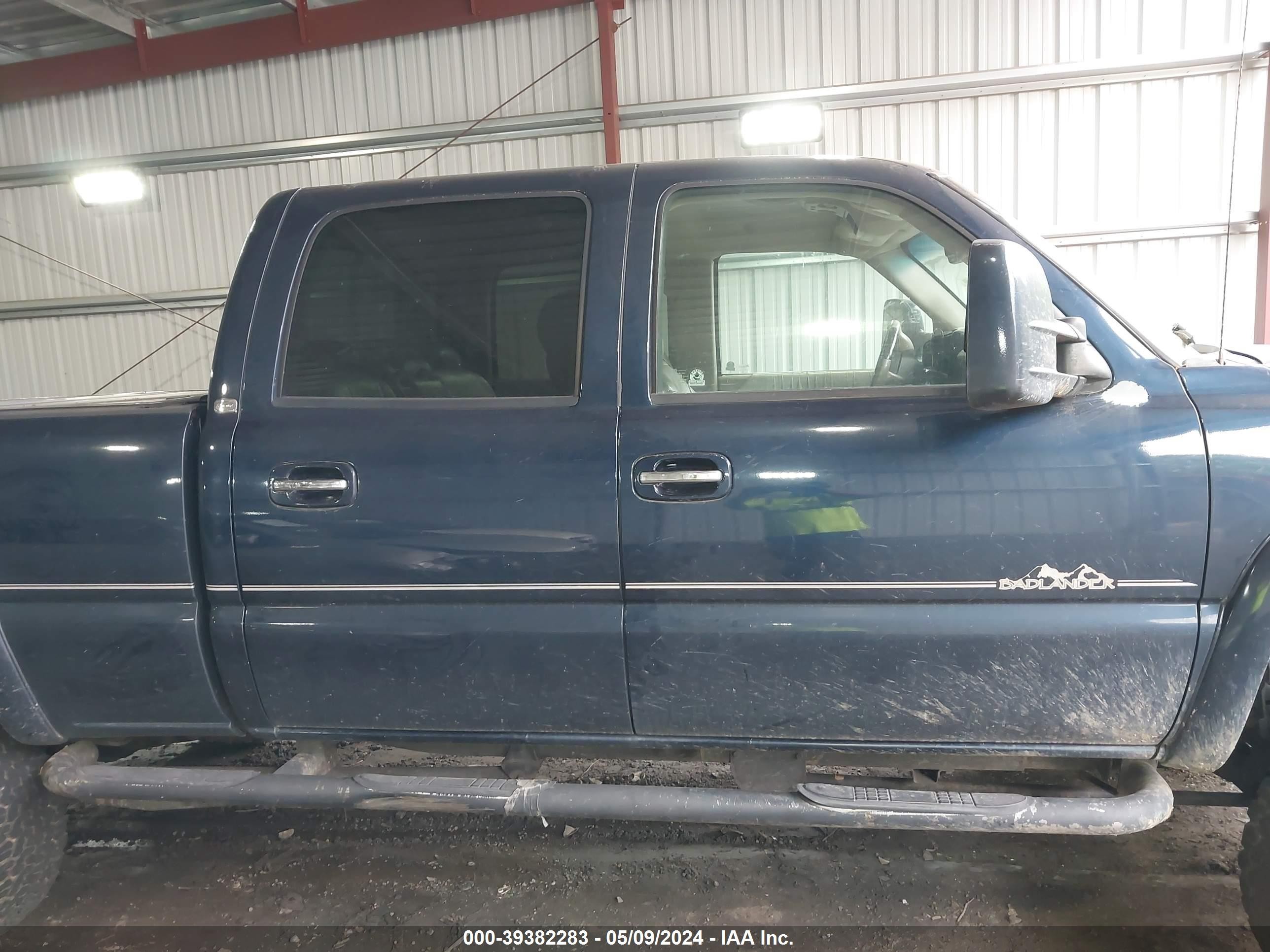 Photo 12 VIN: 1GTHK23D87F136066 - GMC SIERRA 