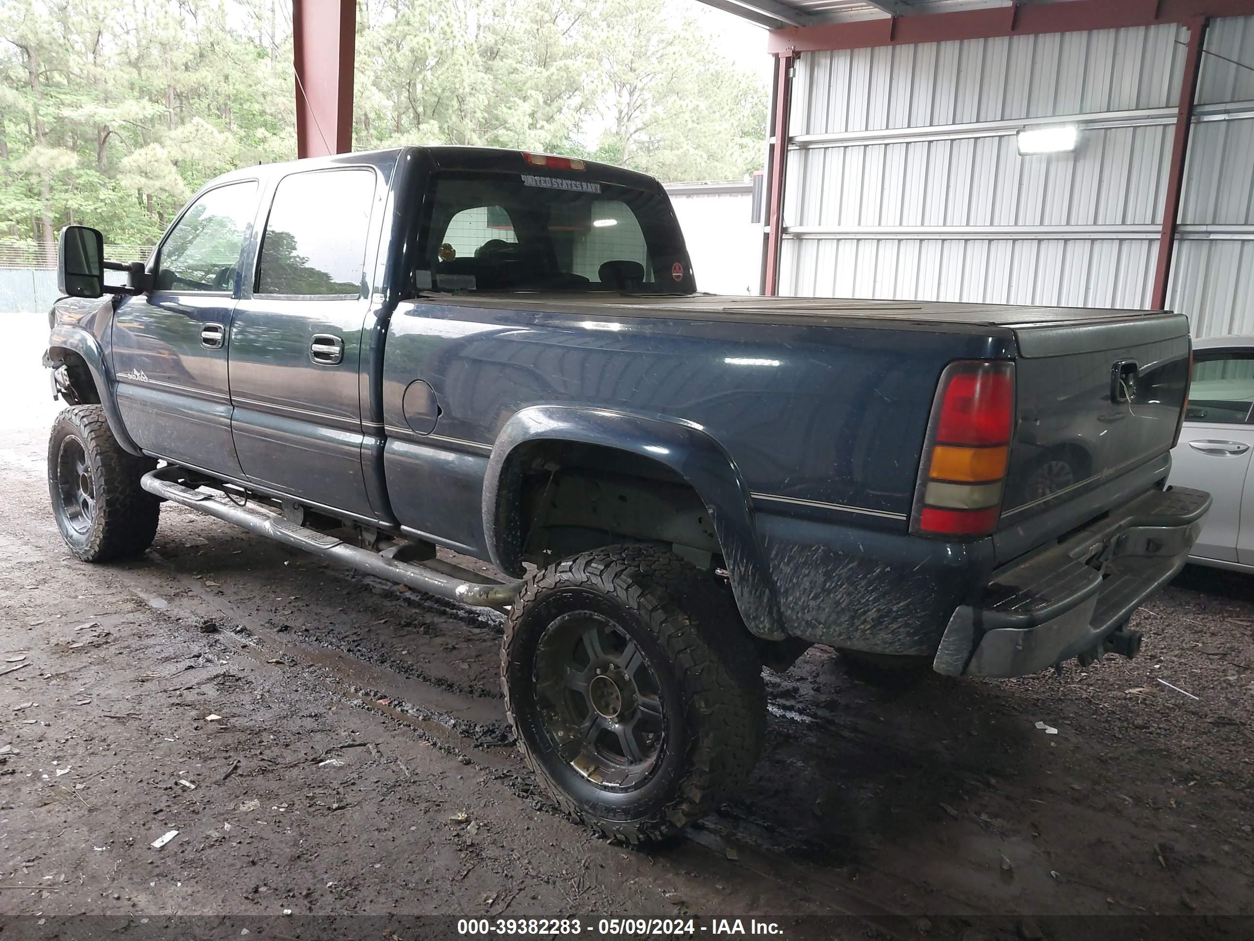 Photo 2 VIN: 1GTHK23D87F136066 - GMC SIERRA 