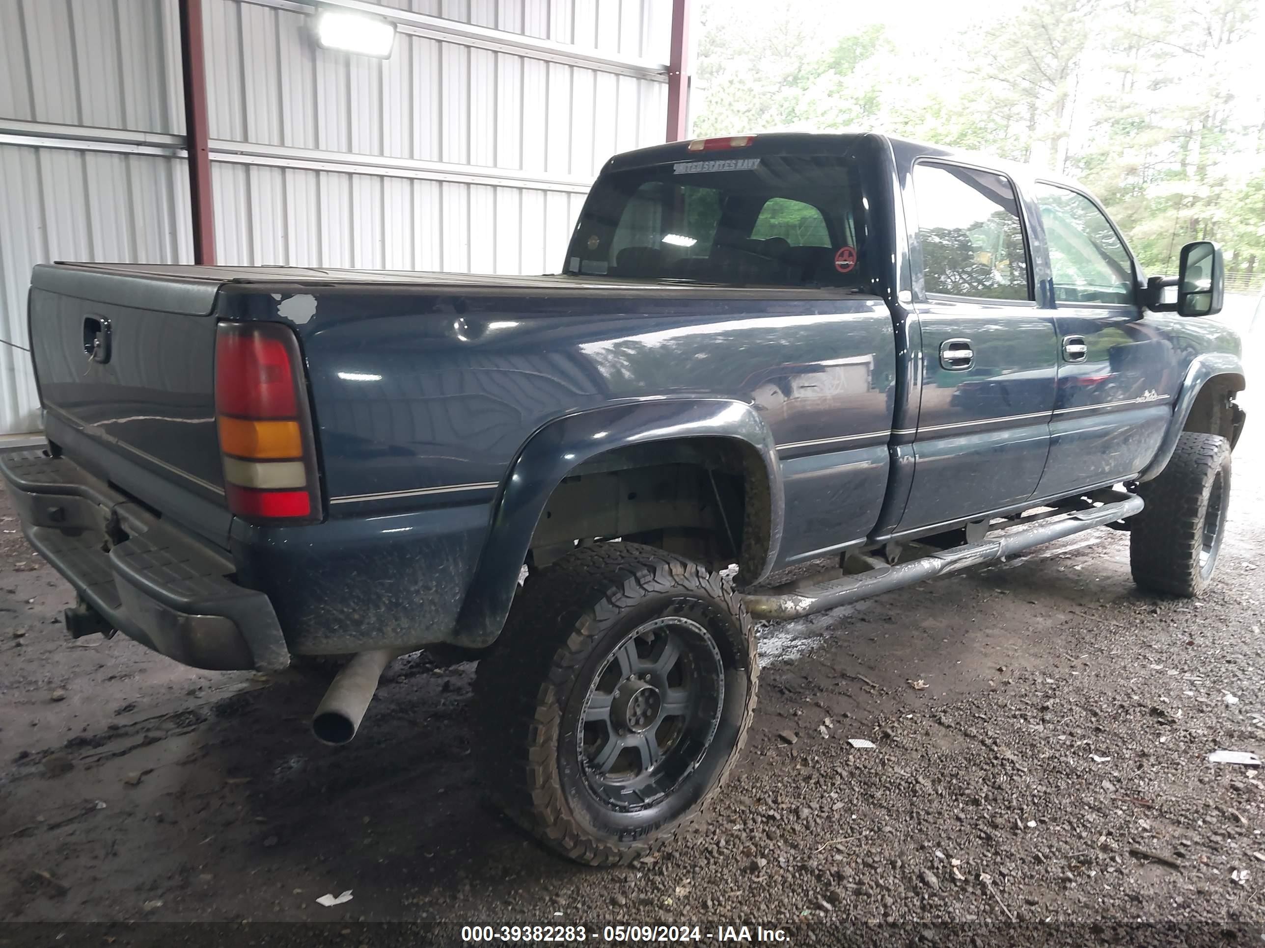 Photo 3 VIN: 1GTHK23D87F136066 - GMC SIERRA 