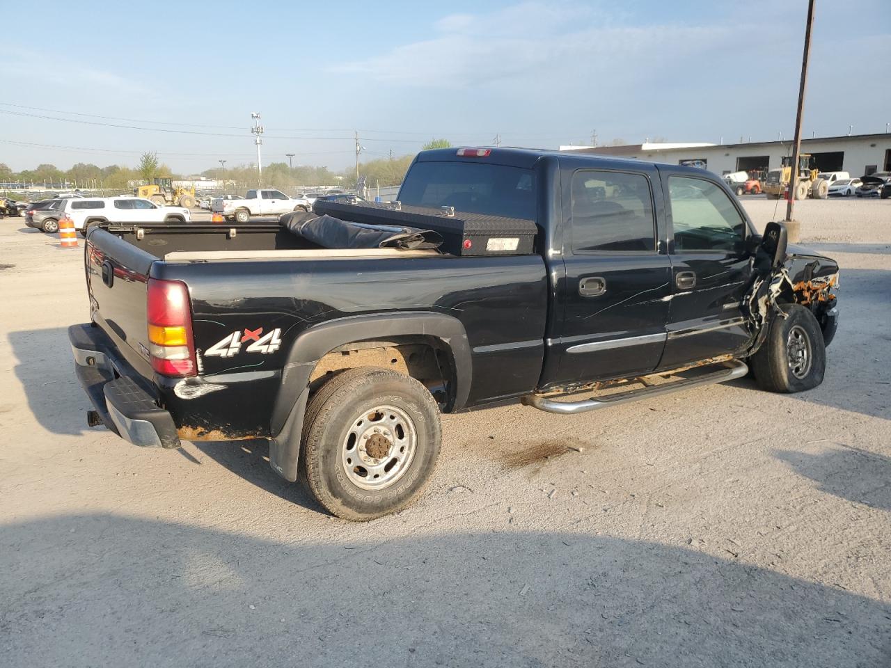 Photo 2 VIN: 1GTHK23D96F247966 - GMC SIERRA 