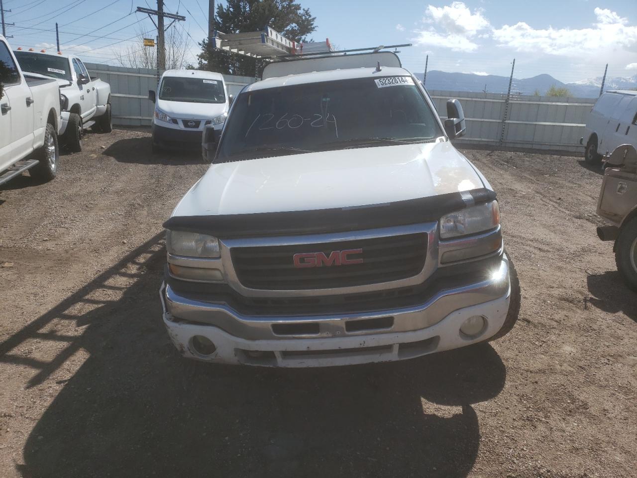 Photo 4 VIN: 1GTHK23D97F171750 - GMC SIERRA 