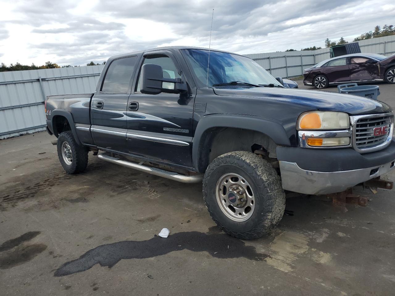 Photo 3 VIN: 1GTHK23G41F125924 - GMC SIERRA 