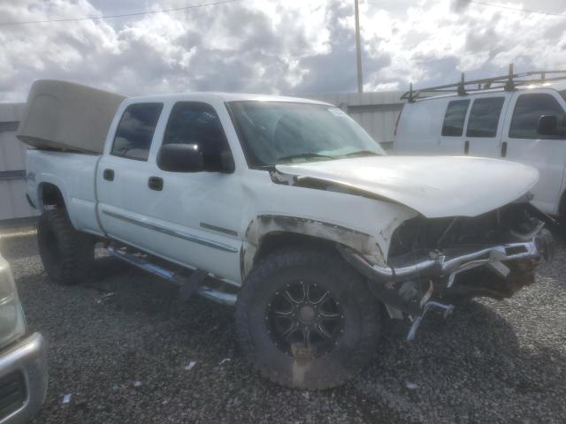 Photo 3 VIN: 1GTHK23U04F221530 - GMC SIERRA 