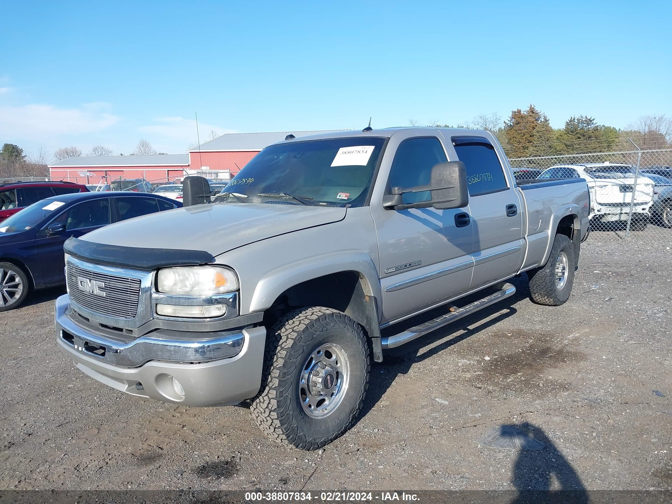 Photo 1 VIN: 1GTHK23U35F965351 - GMC SIERRA 