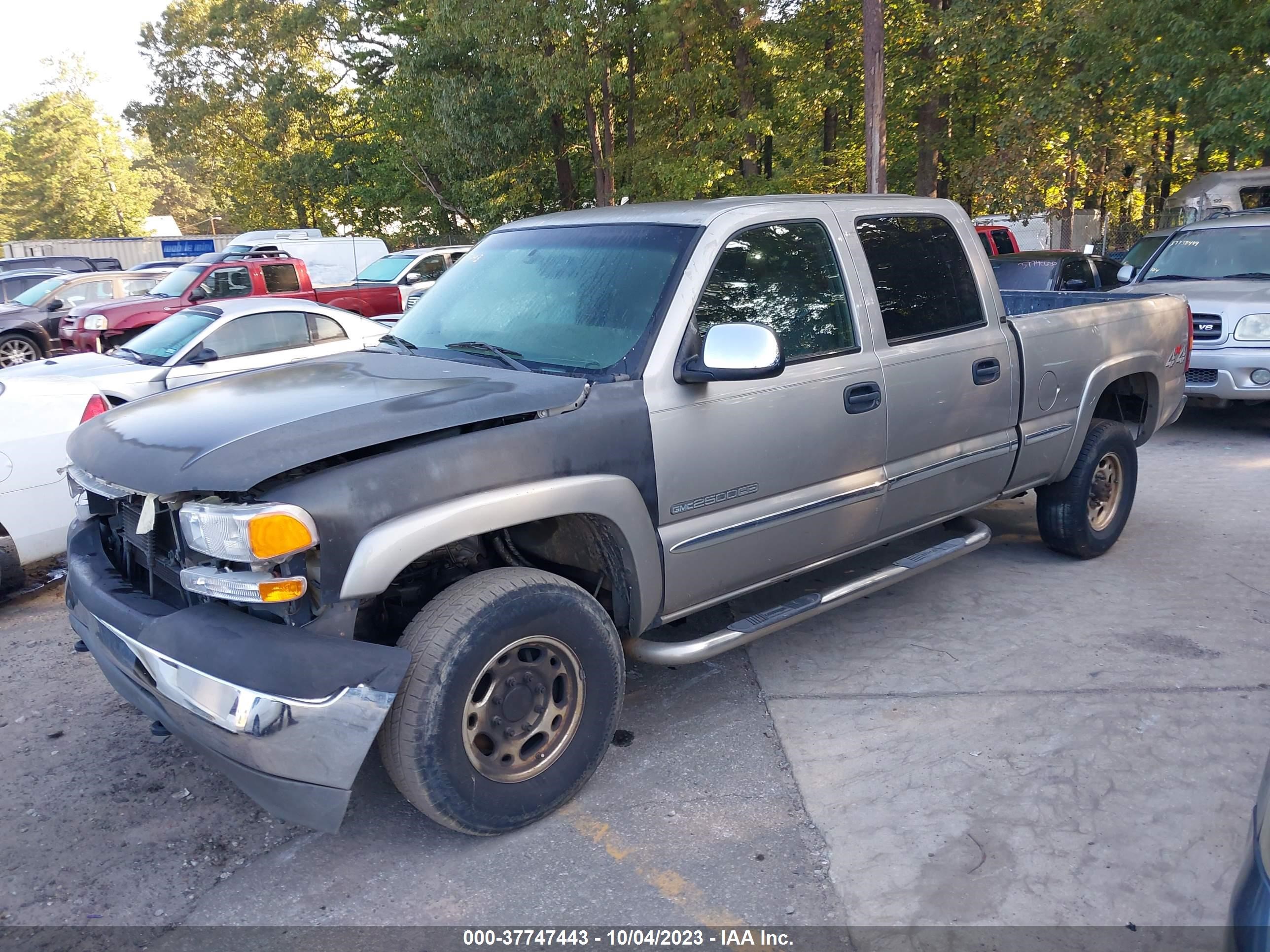 Photo 1 VIN: 1GTHK23U42F144089 - GMC SIERRA 