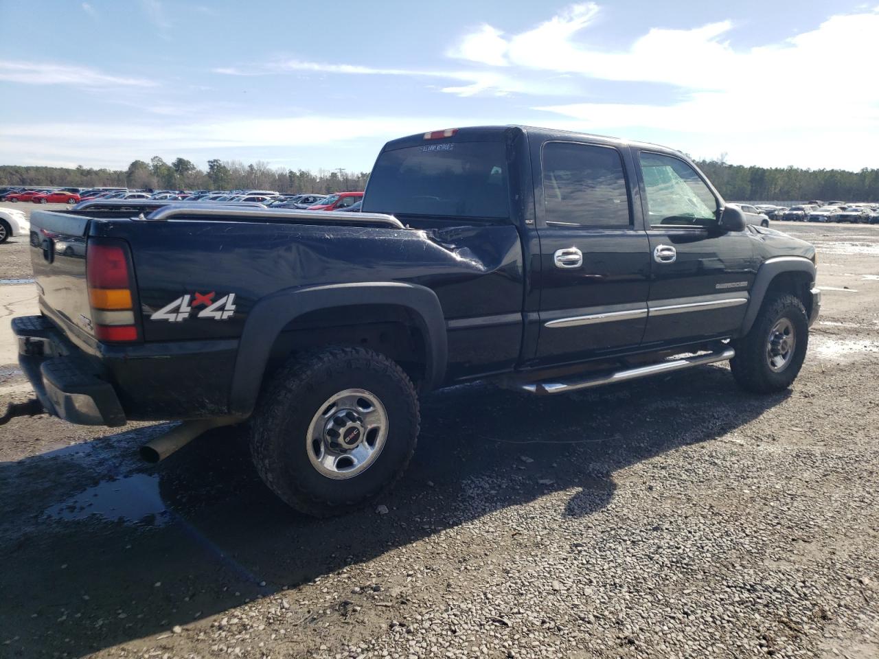 Photo 2 VIN: 1GTHK23U44F198608 - GMC SIERRA 