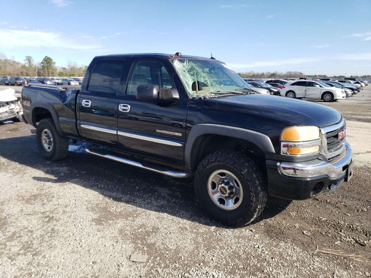 Photo 3 VIN: 1GTHK23U44F198608 - GMC SIERRA 