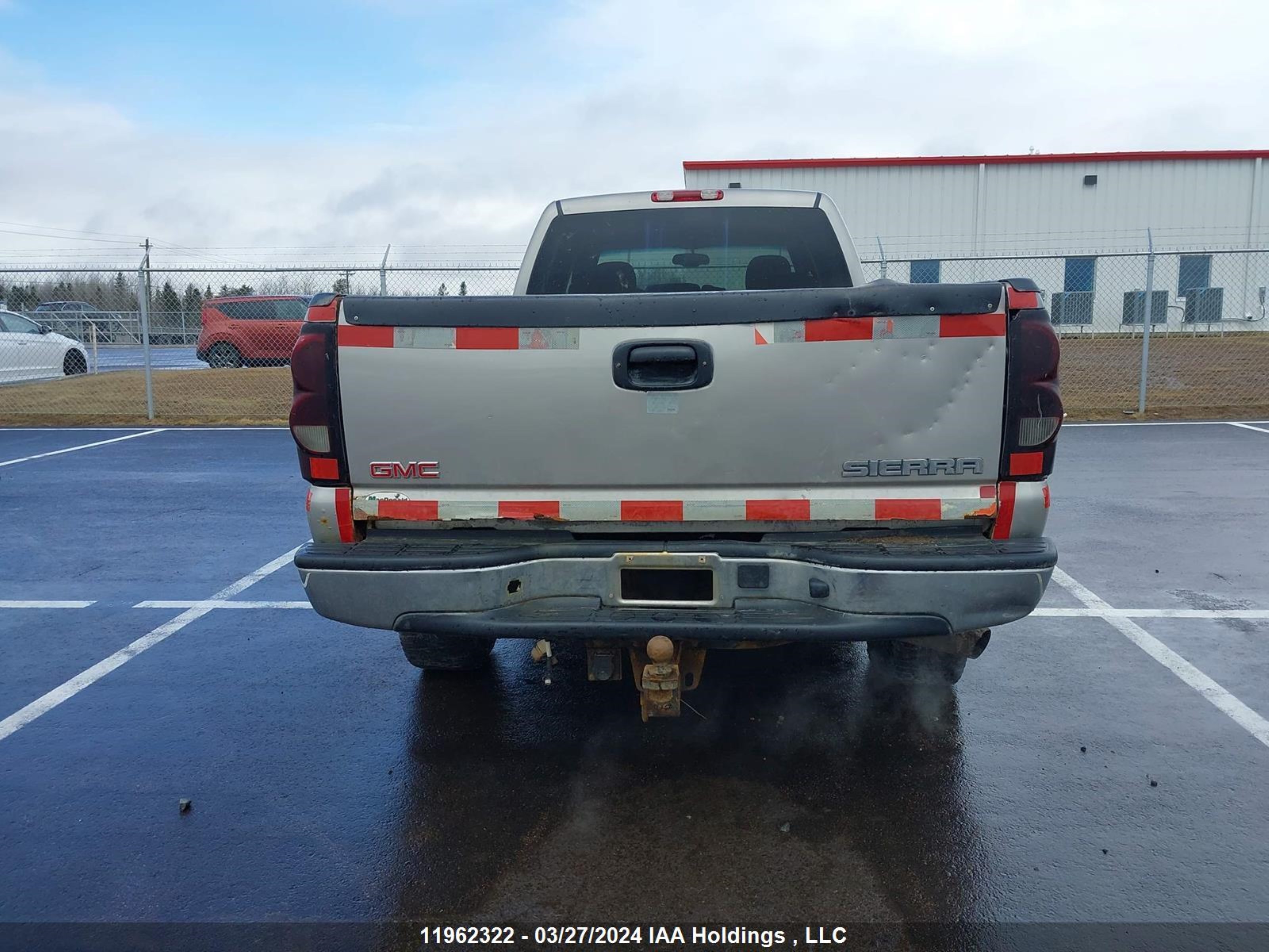 Photo 15 VIN: 1GTHK23U64F246352 - GMC SIERRA 