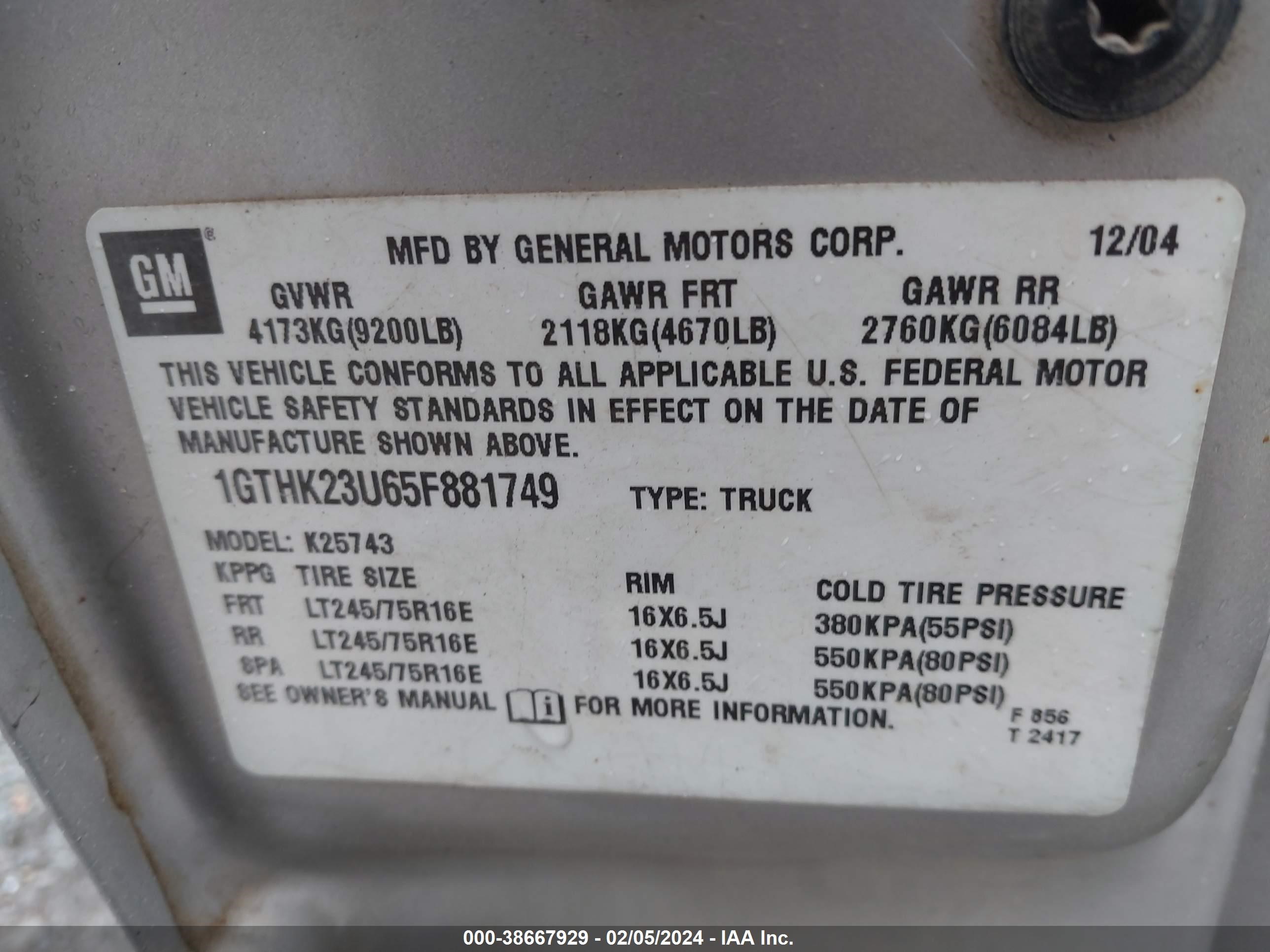 Photo 8 VIN: 1GTHK23U65F881749 - GMC SIERRA 