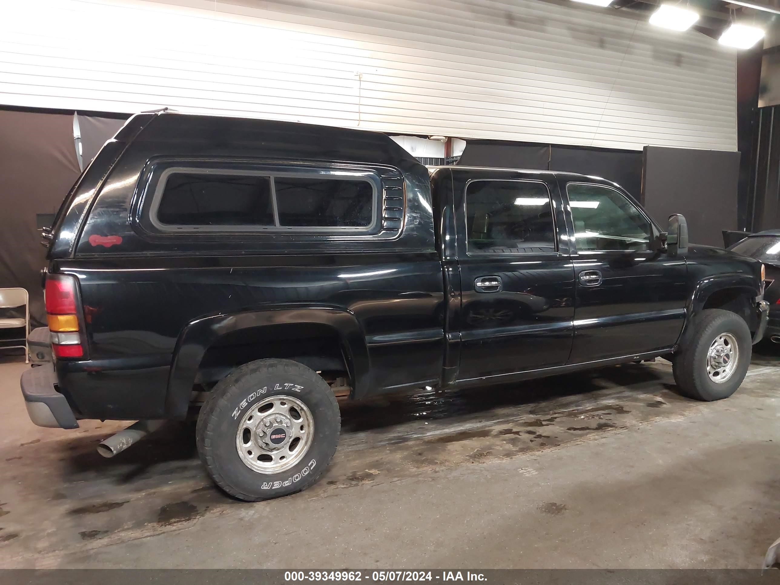 Photo 13 VIN: 1GTHK23U66F168397 - GMC SIERRA 