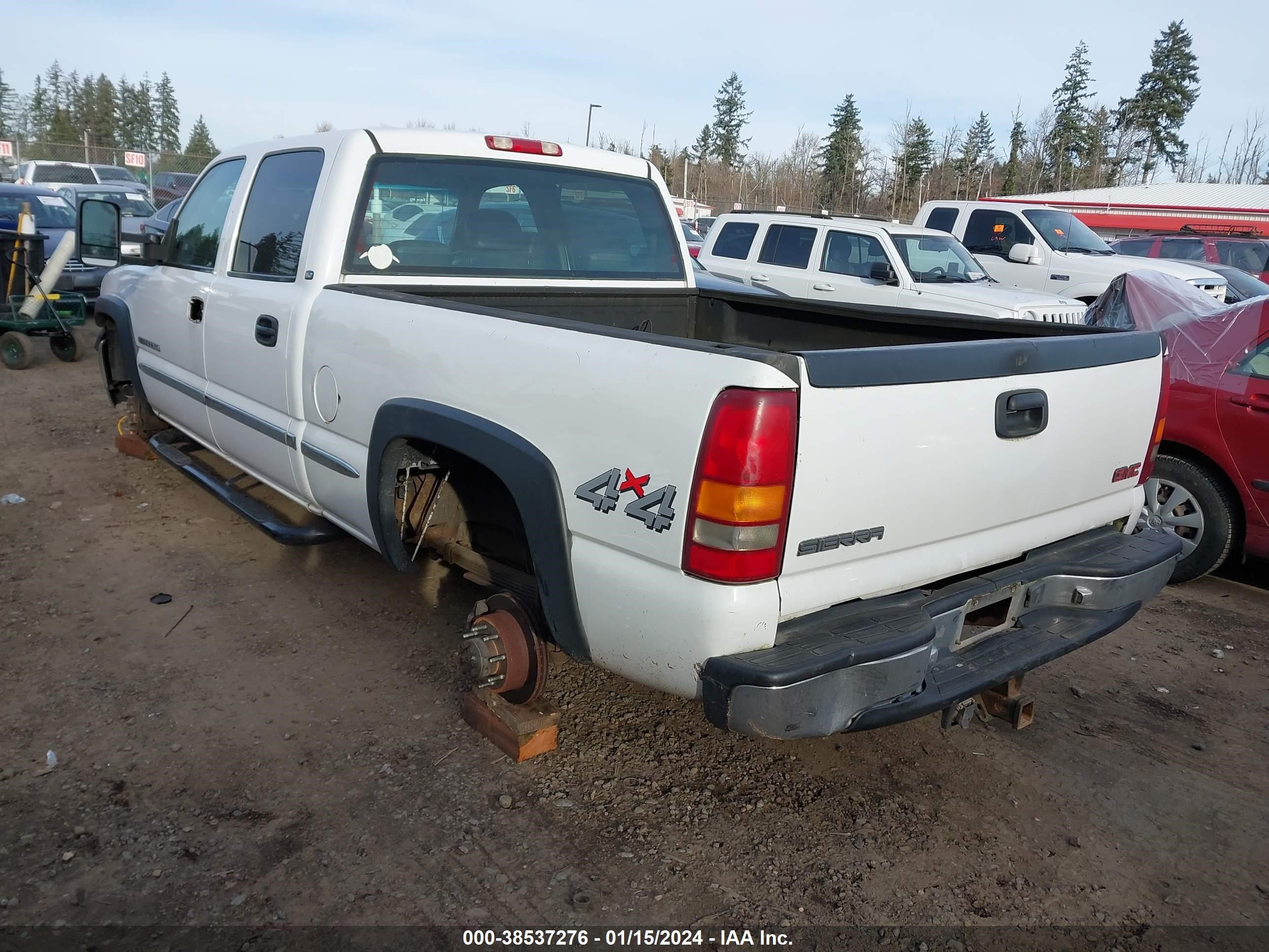 Photo 2 VIN: 1GTHK23U71F108878 - GMC SIERRA 