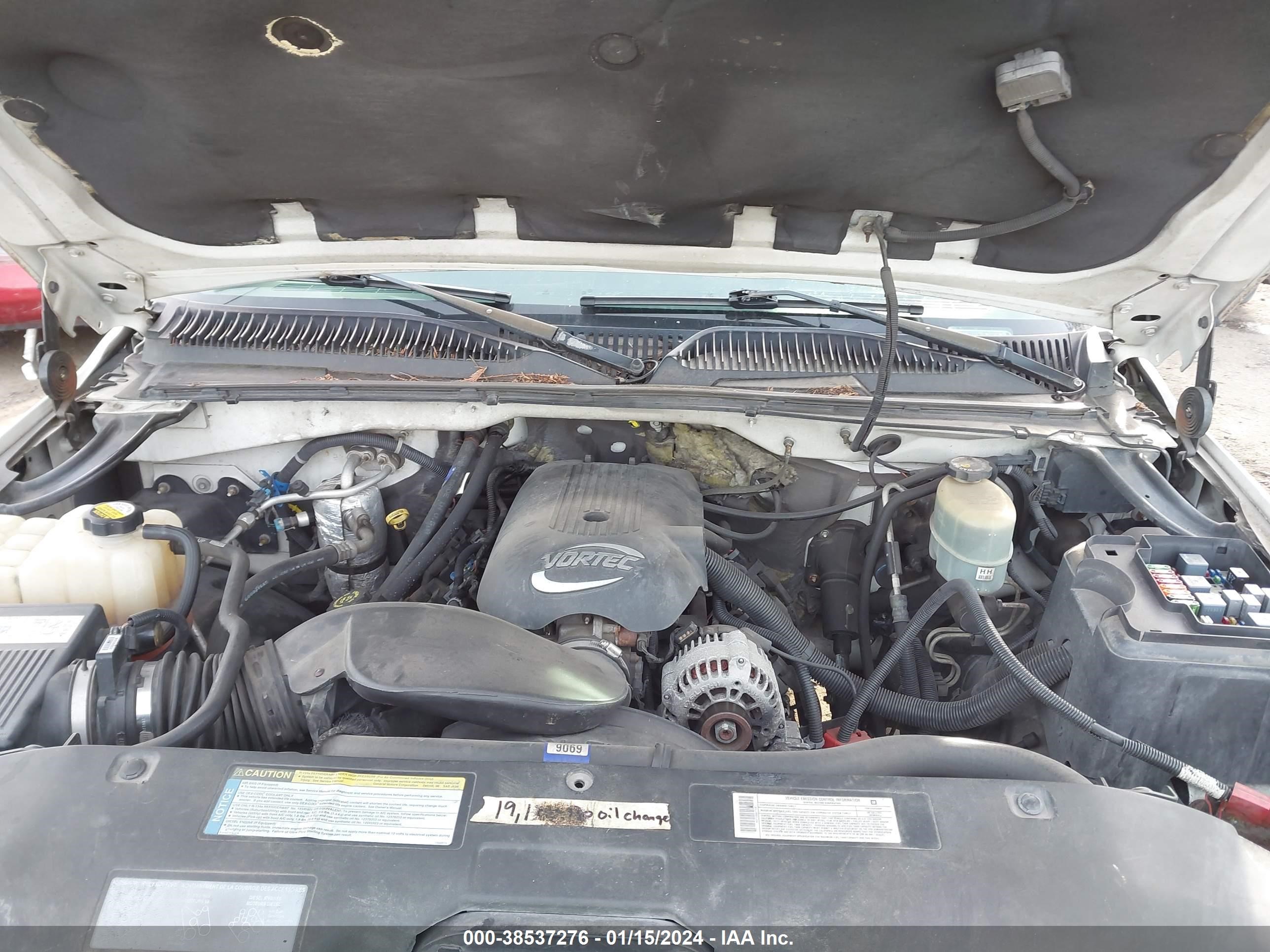 Photo 9 VIN: 1GTHK23U71F108878 - GMC SIERRA 